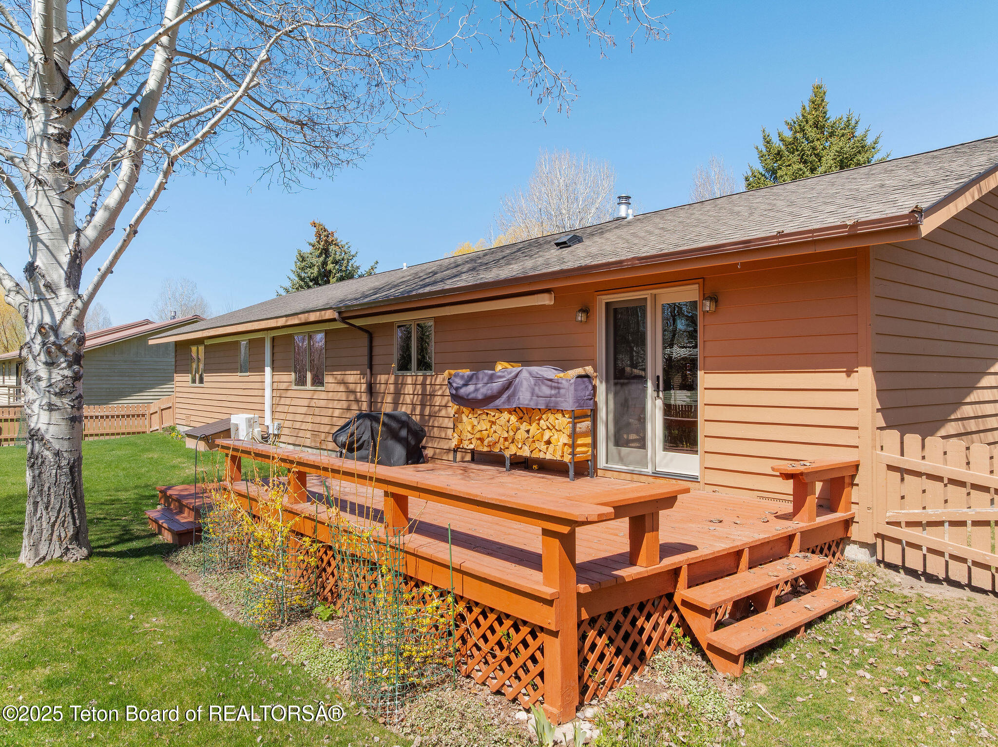 1780 W PACK SADDLE Drive