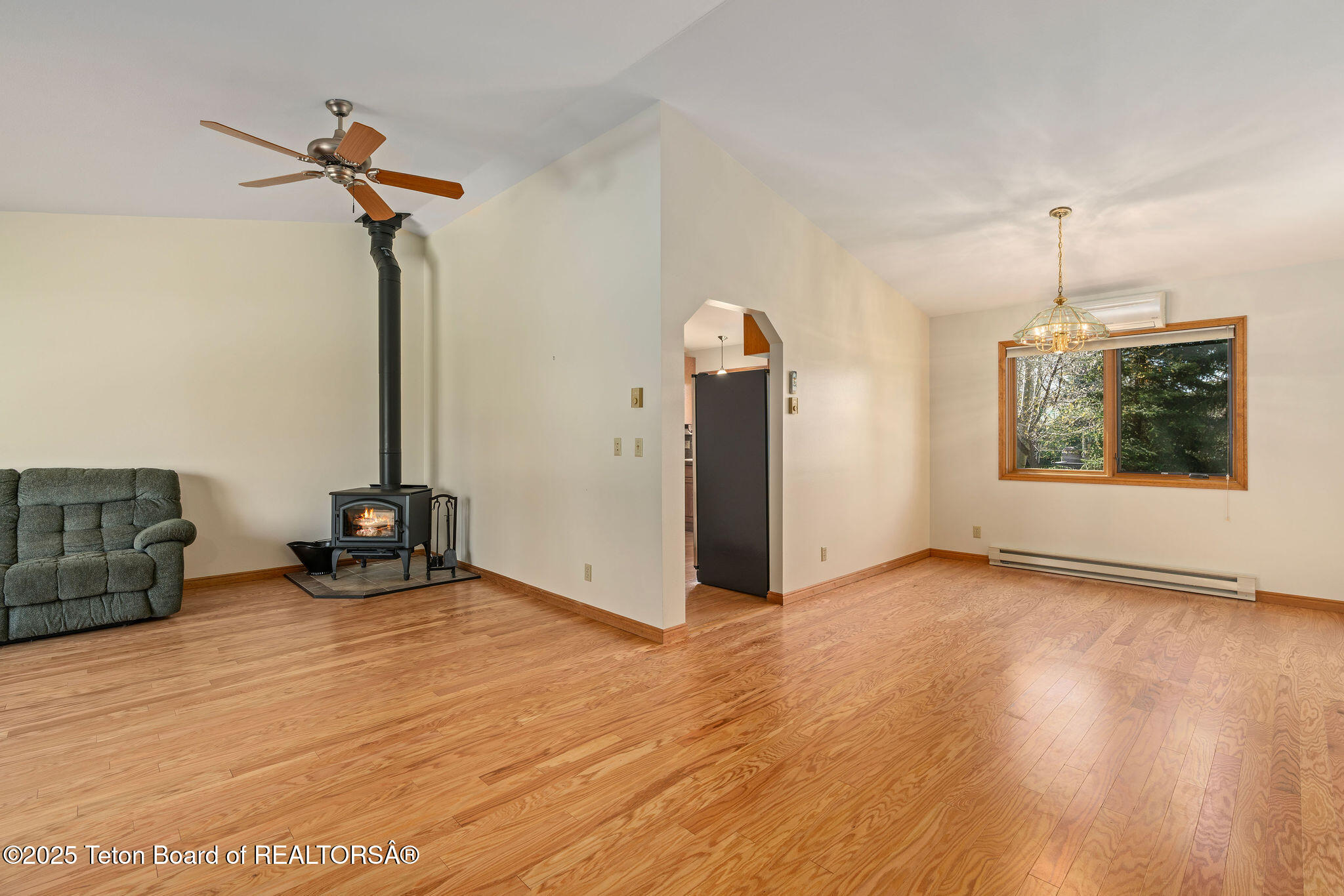 1780 W PACK SADDLE Drive