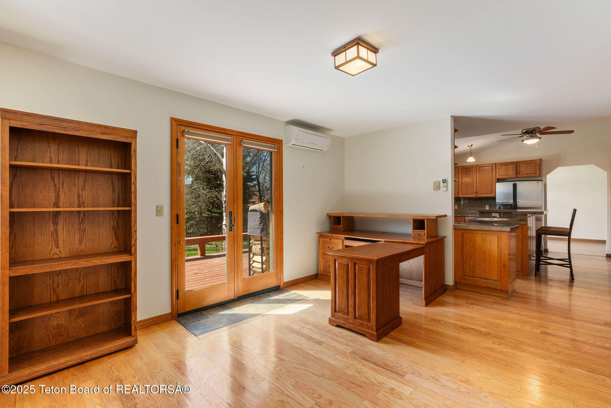 1780 W PACK SADDLE Drive