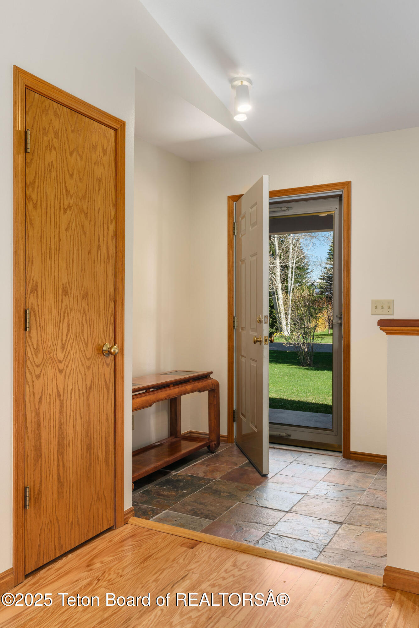 1780 W PACK SADDLE Drive