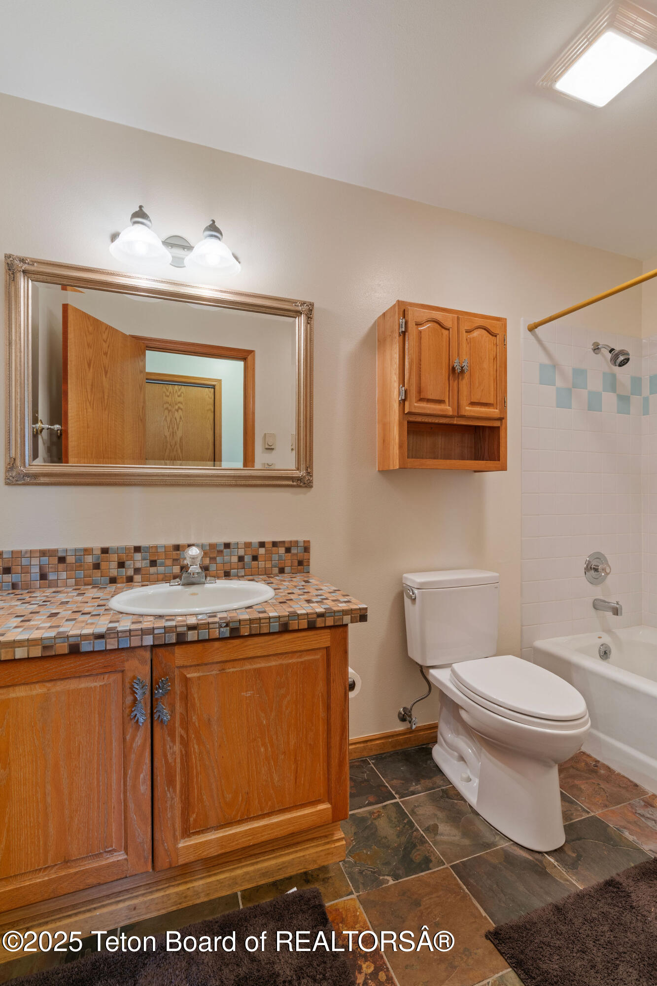 1780 W PACK SADDLE Drive