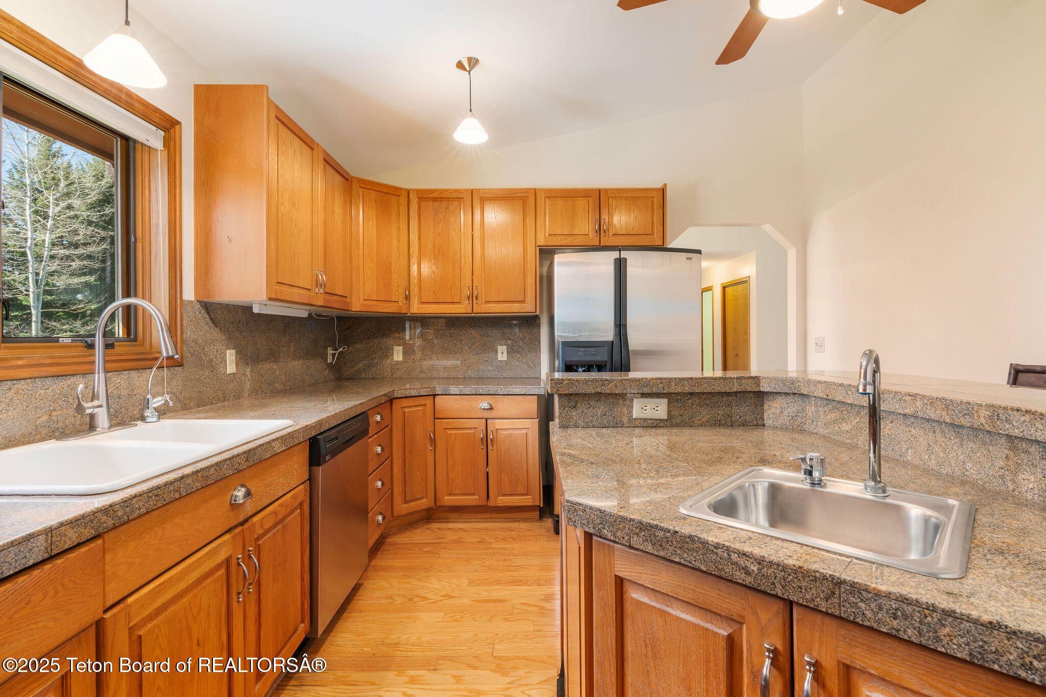 1780 W PACK SADDLE Drive