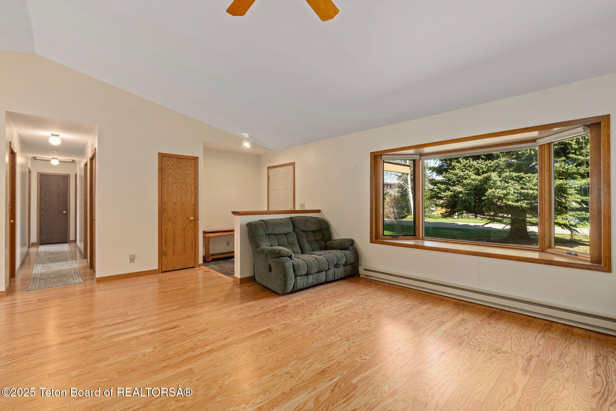 1780 W PACK SADDLE Drive