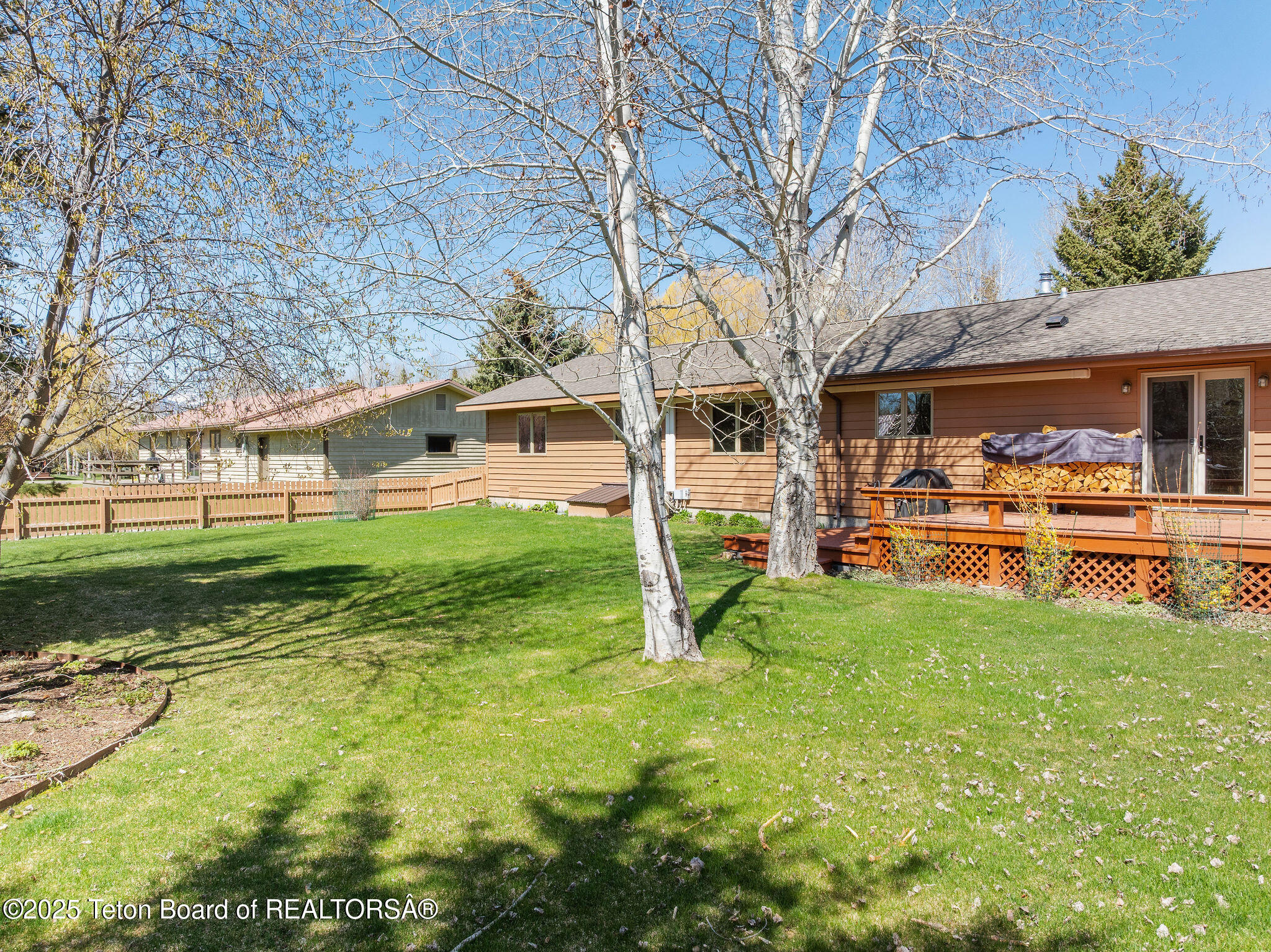 1780 W PACK SADDLE Drive