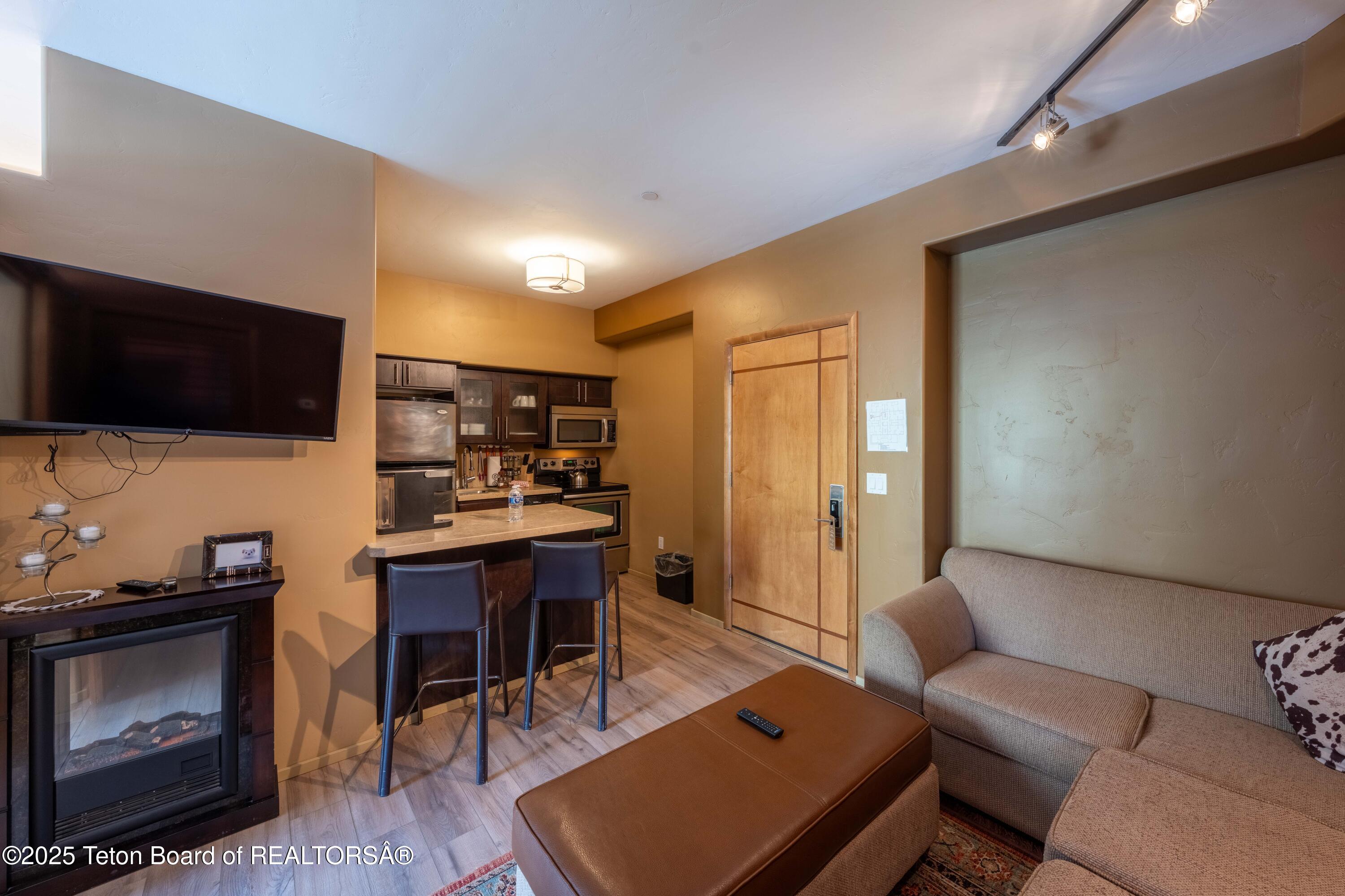 170 N MILLWARD Street, 202