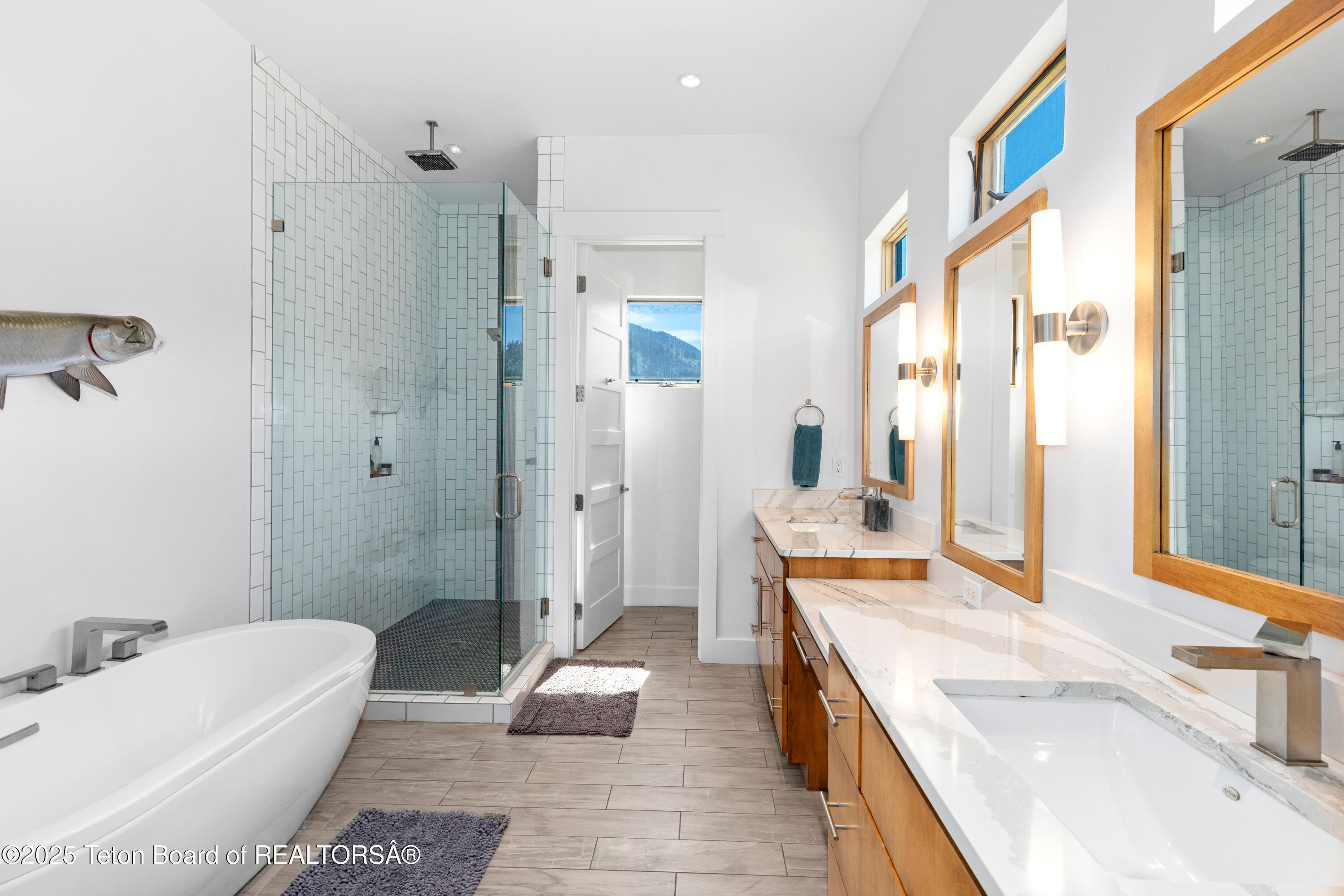 356 WOODEN SPUR Drive