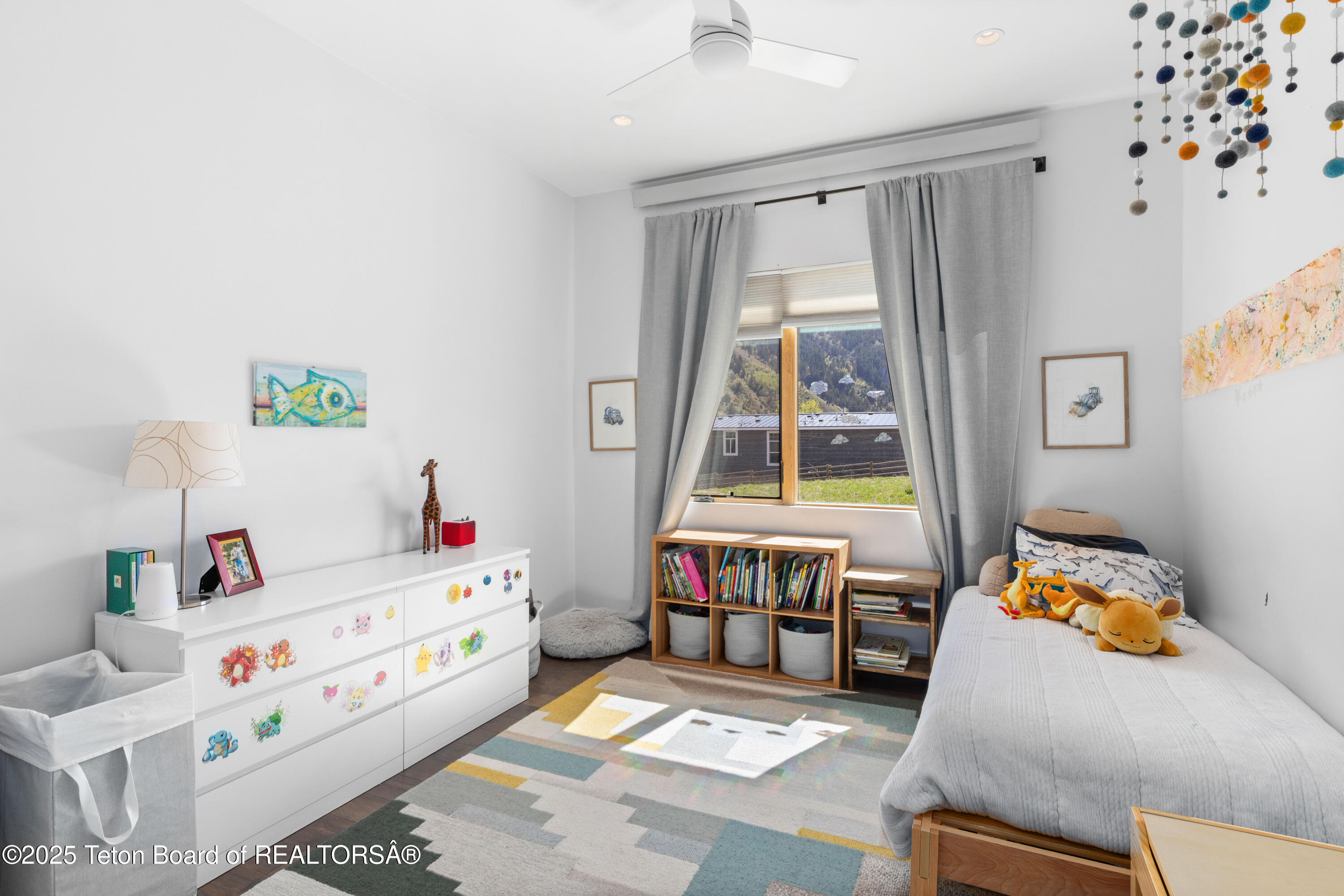 356 WOODEN SPUR Drive