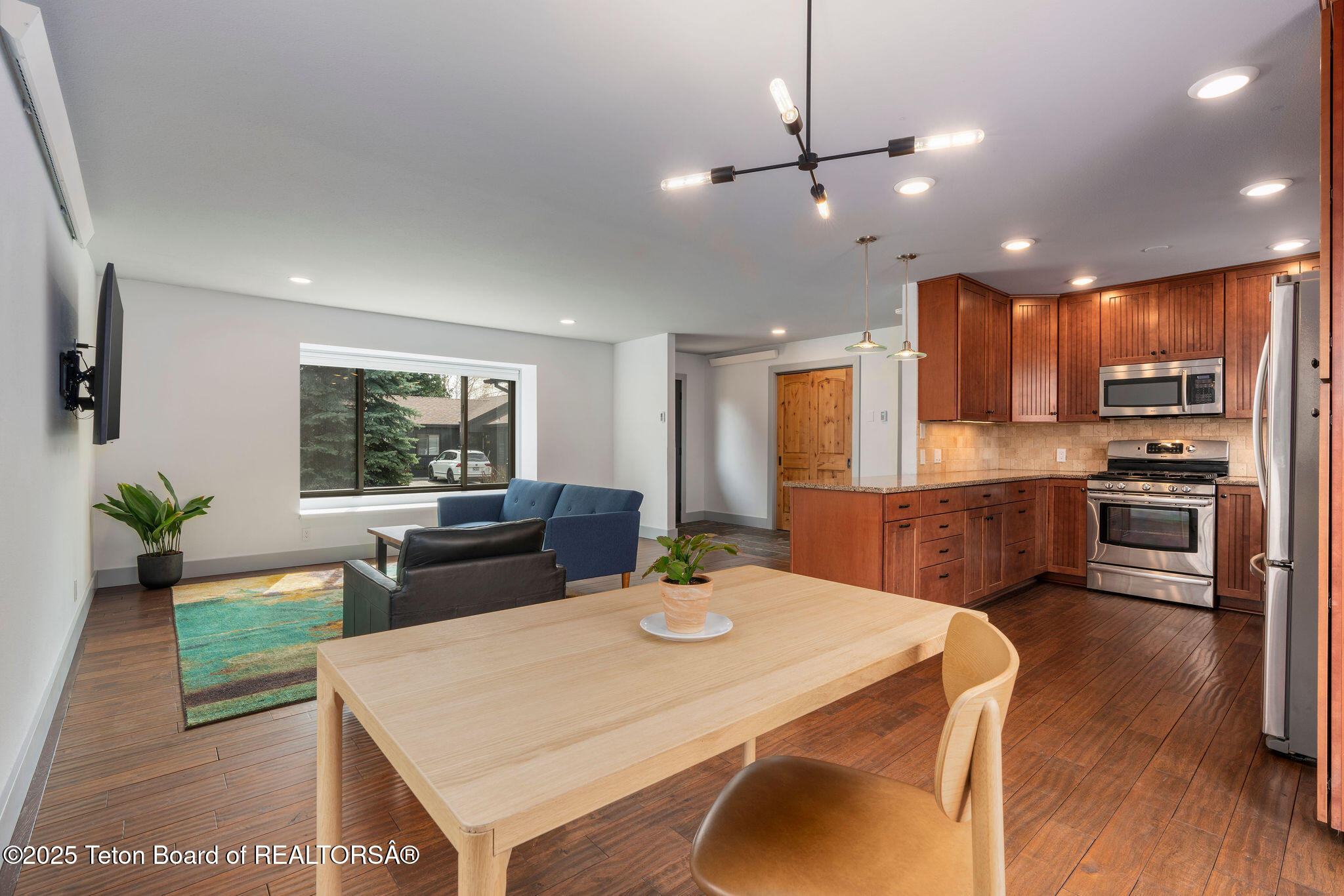 2032 DANDELION Court