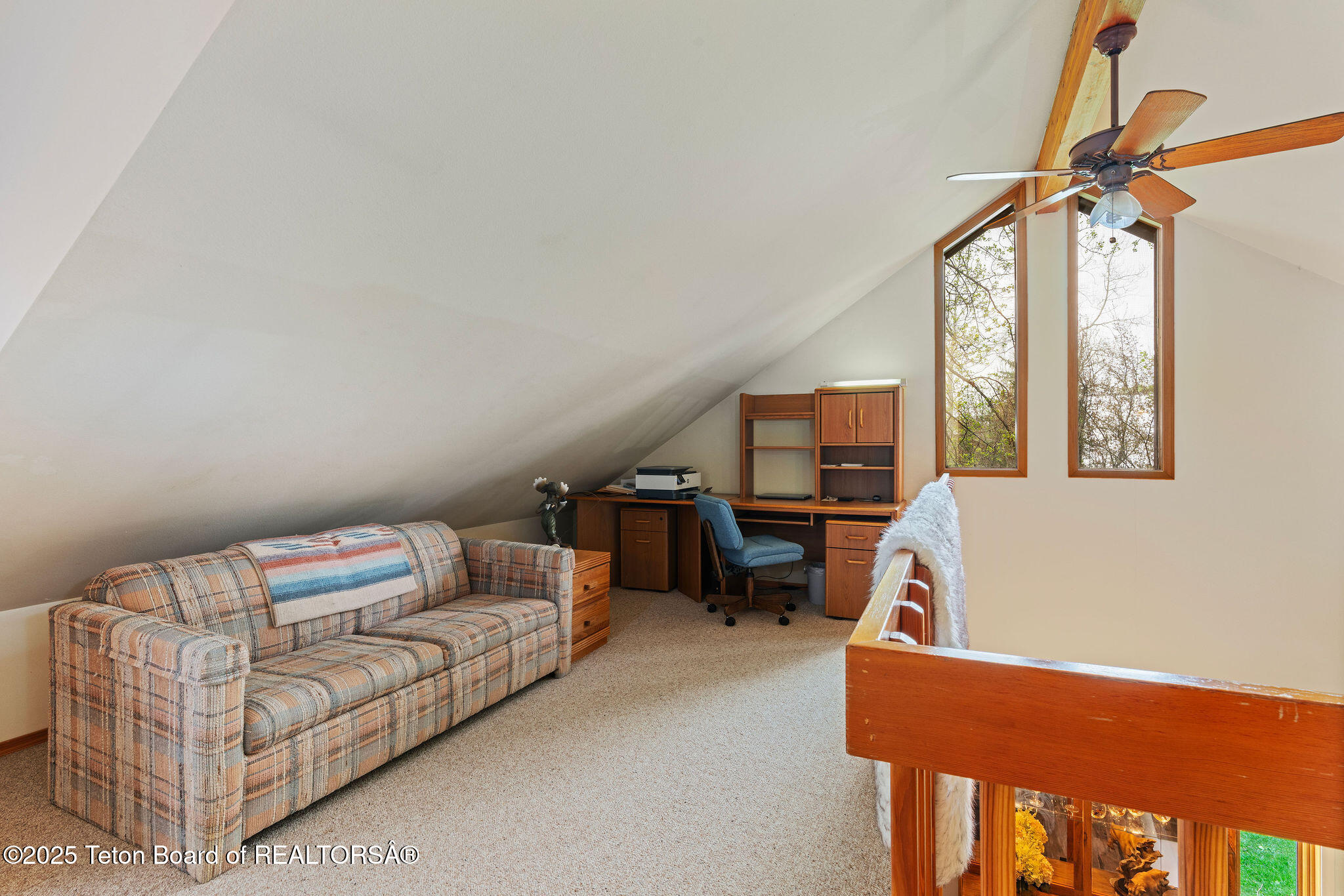 1920 W AMERICAN BRANT Road