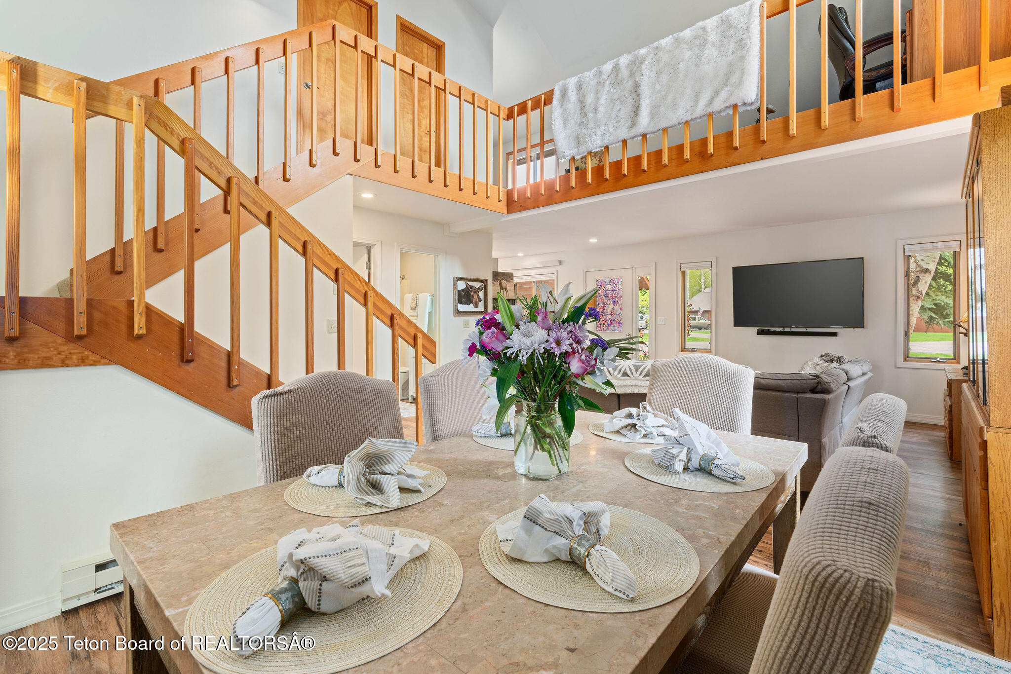 1920 W AMERICAN BRANT Road