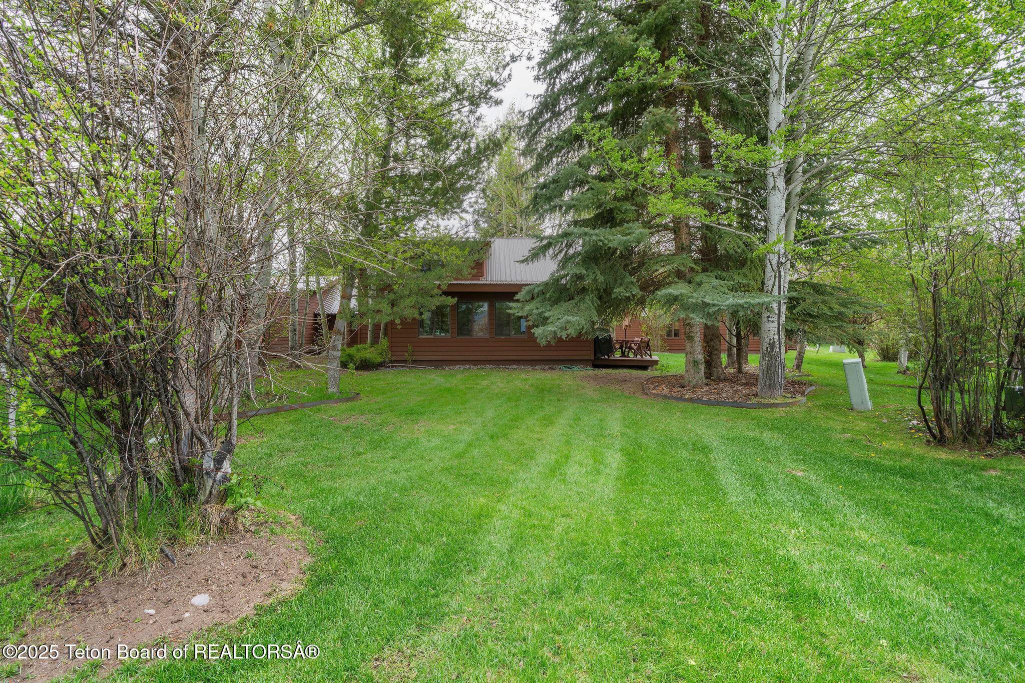 1920 W AMERICAN BRANT Road