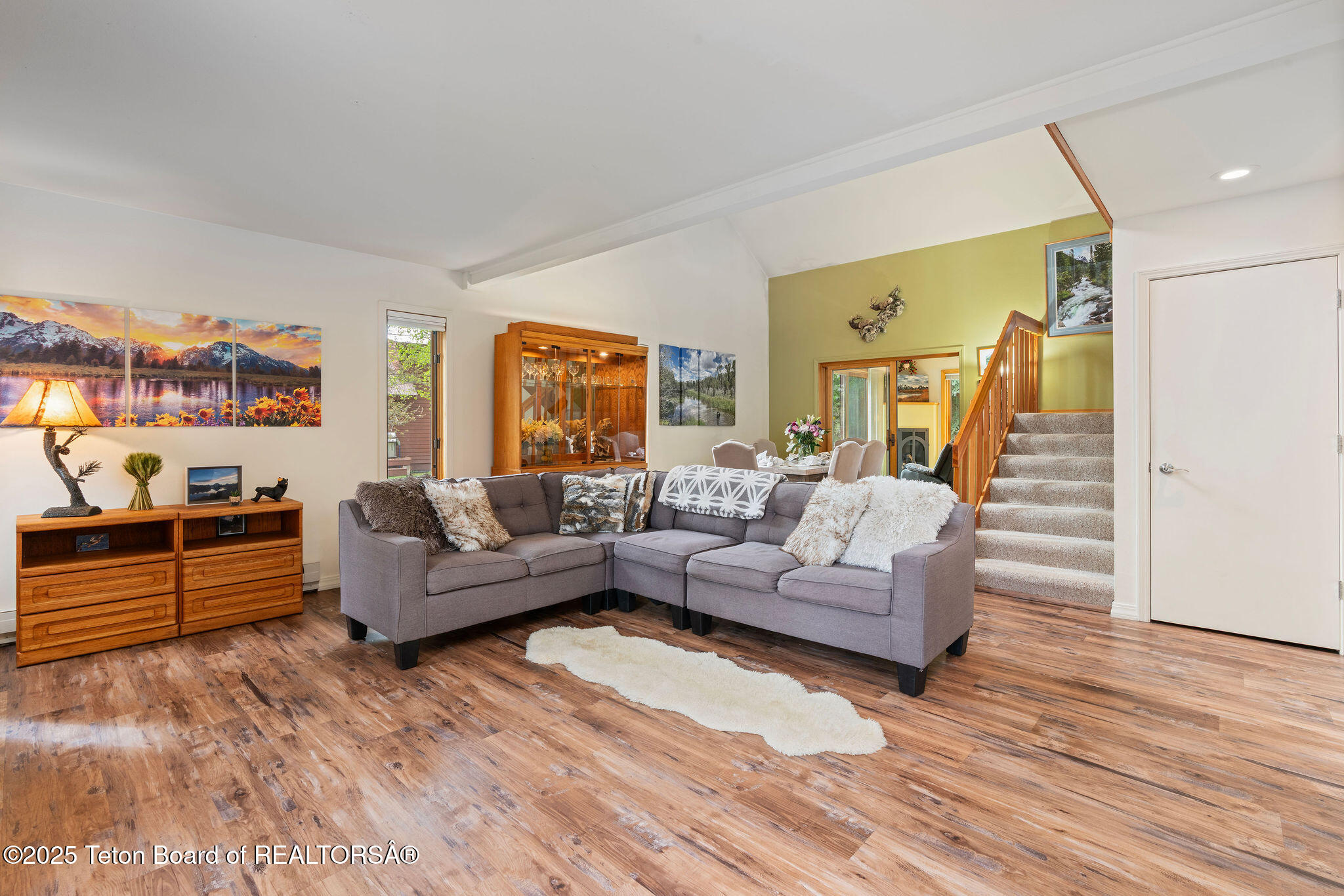 1920 W AMERICAN BRANT Road