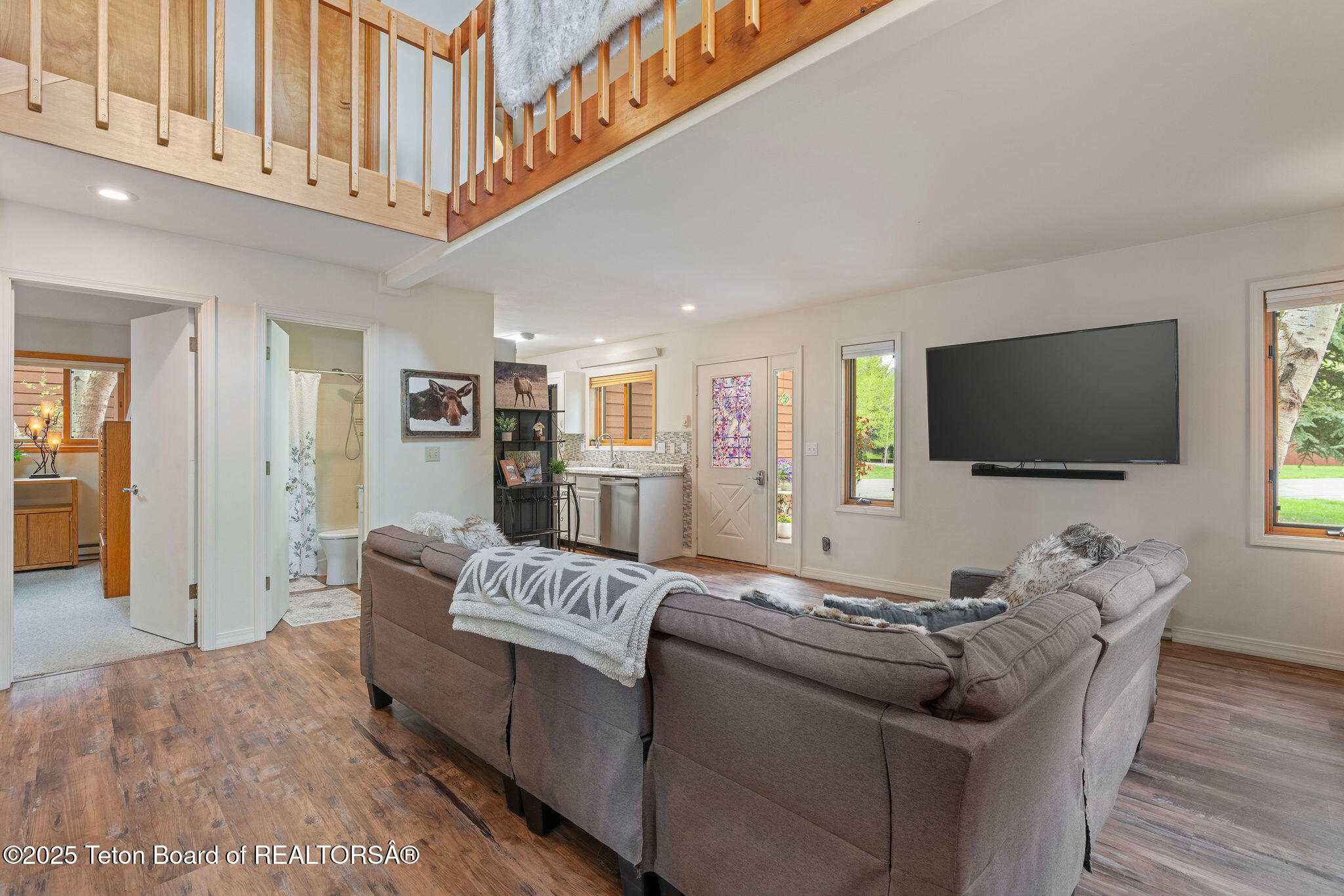 1920 W AMERICAN BRANT Road