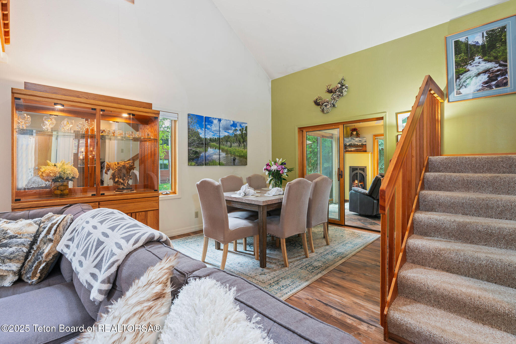 1920 W AMERICAN BRANT Road