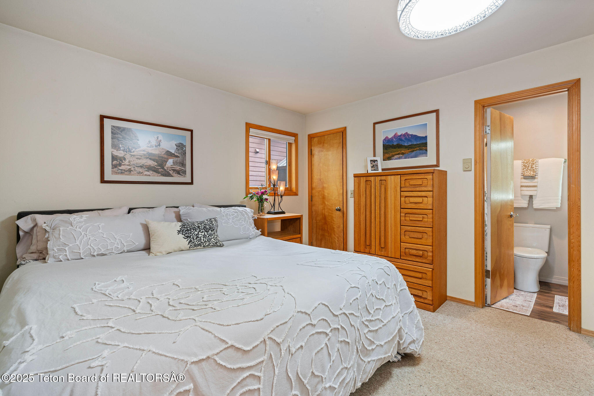 1920 W AMERICAN BRANT Road