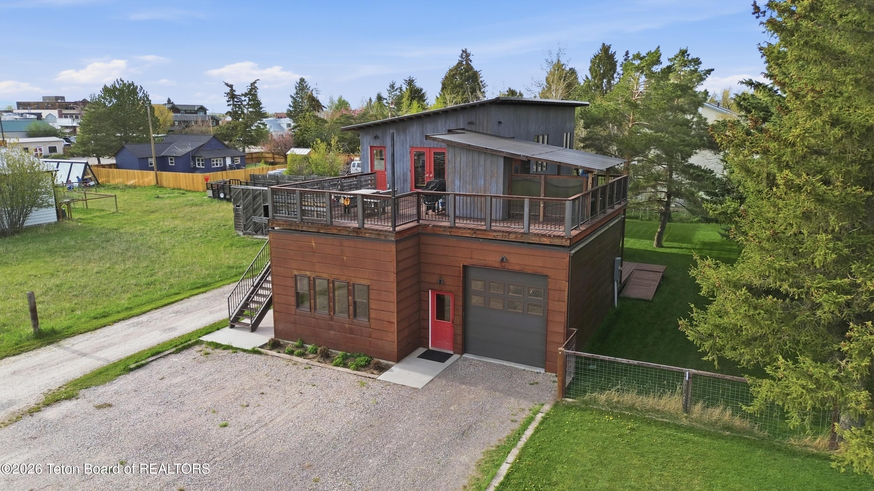 155 E FREMONT Avenue