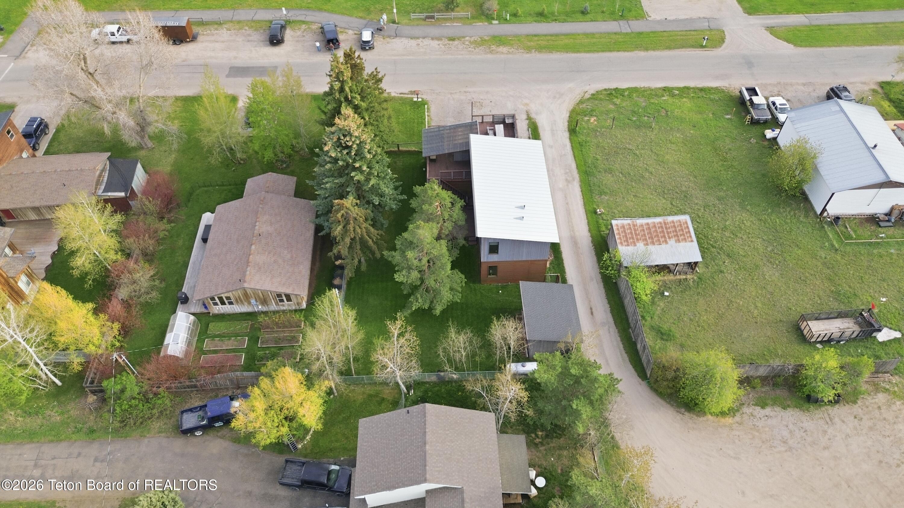 155 E FREMONT Avenue