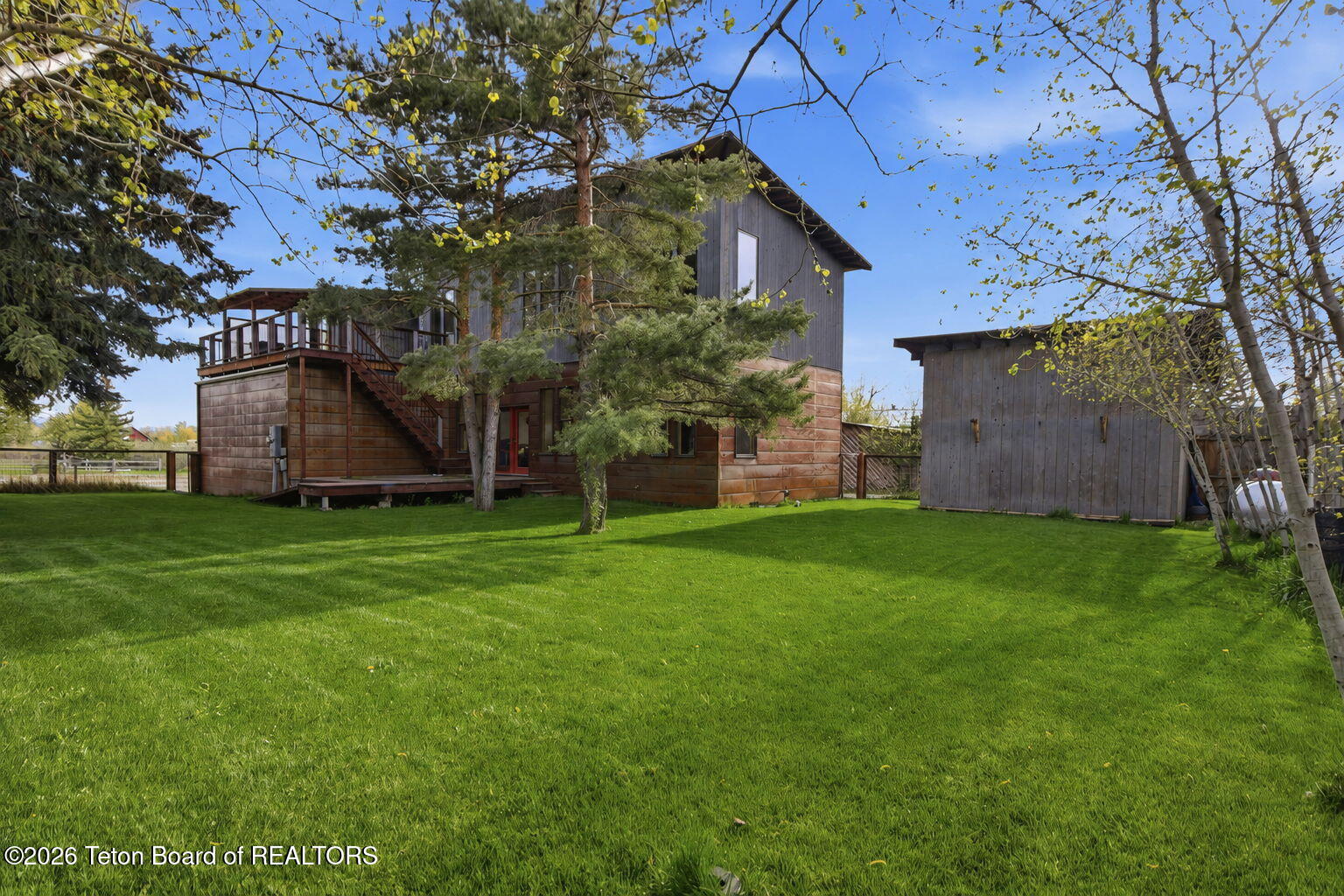 155 E FREMONT Avenue