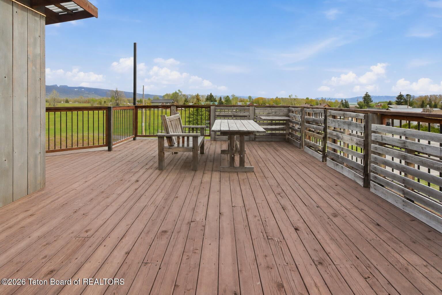 155 E FREMONT Avenue