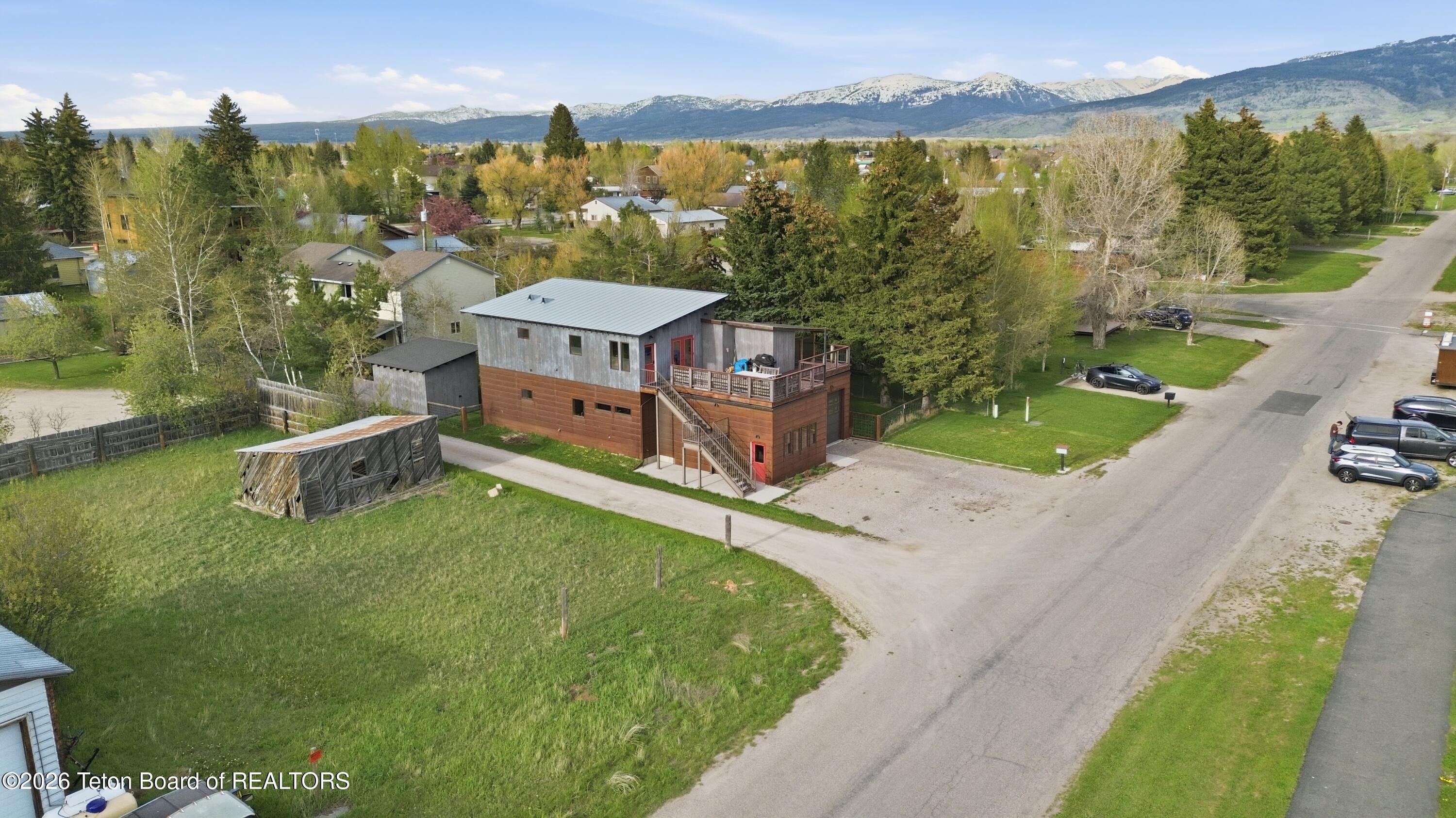 155 E FREMONT Avenue