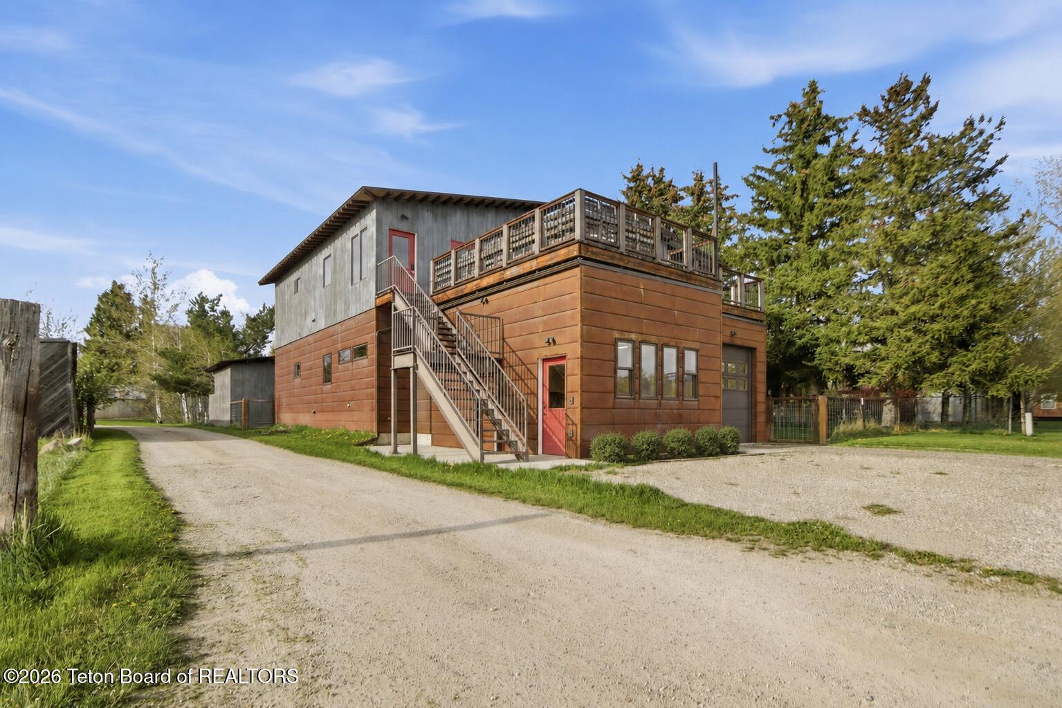 155 E FREMONT Avenue