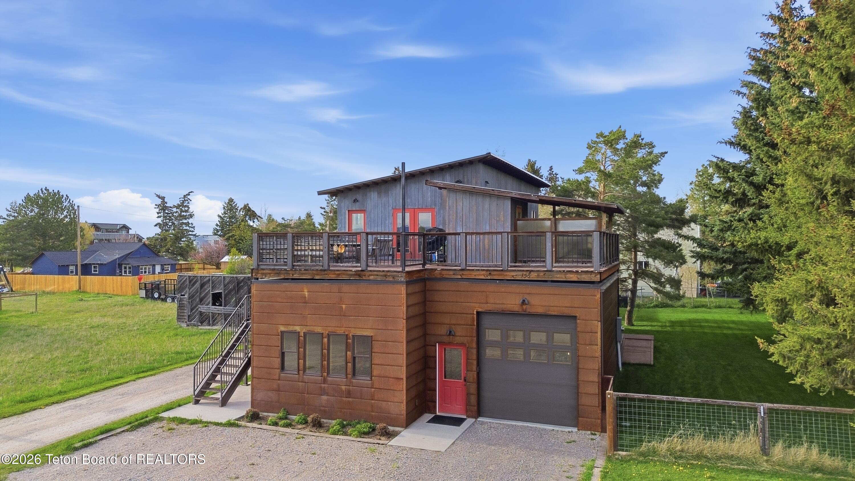 155 E FREMONT Avenue