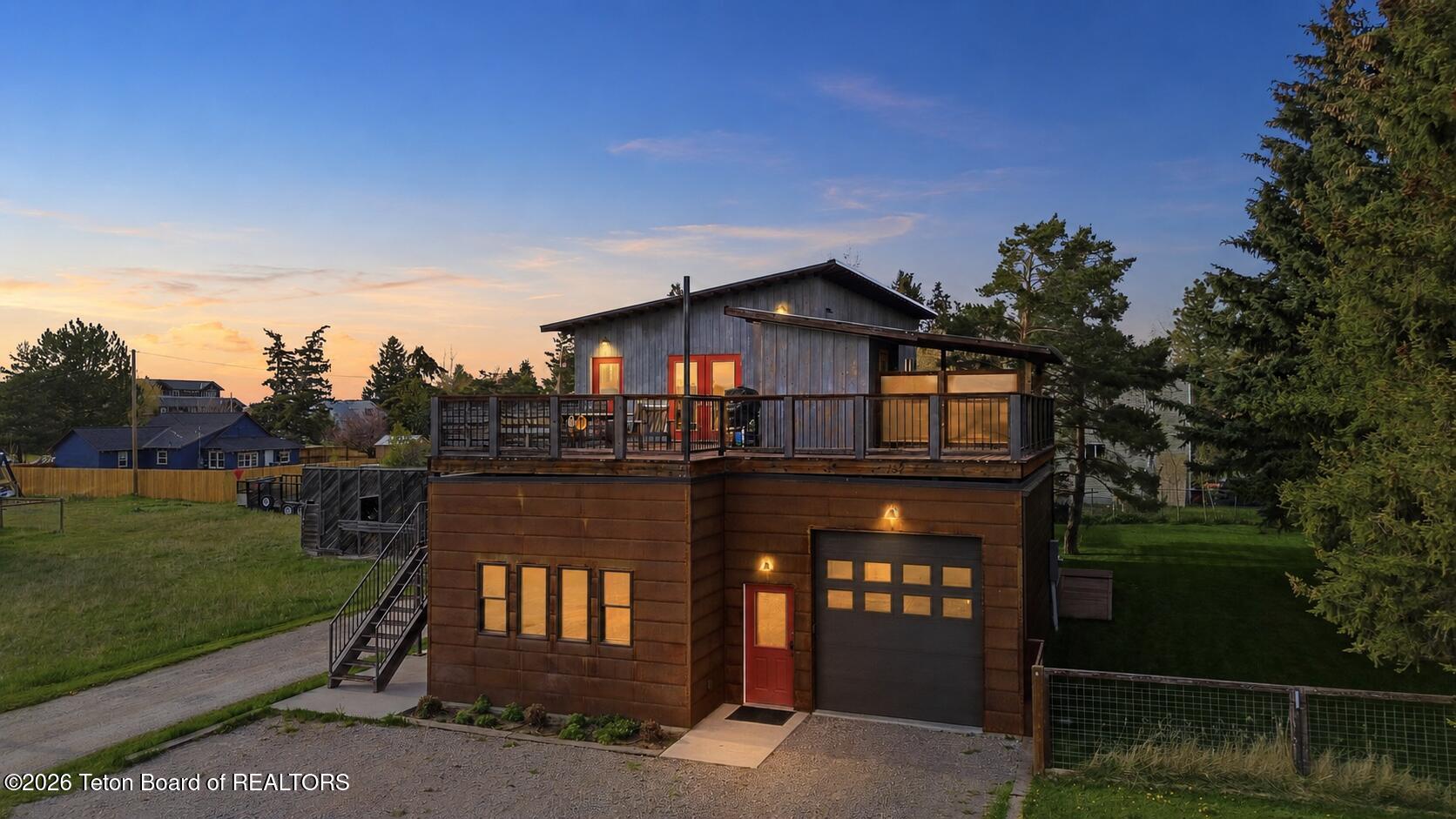 155 E FREMONT Avenue