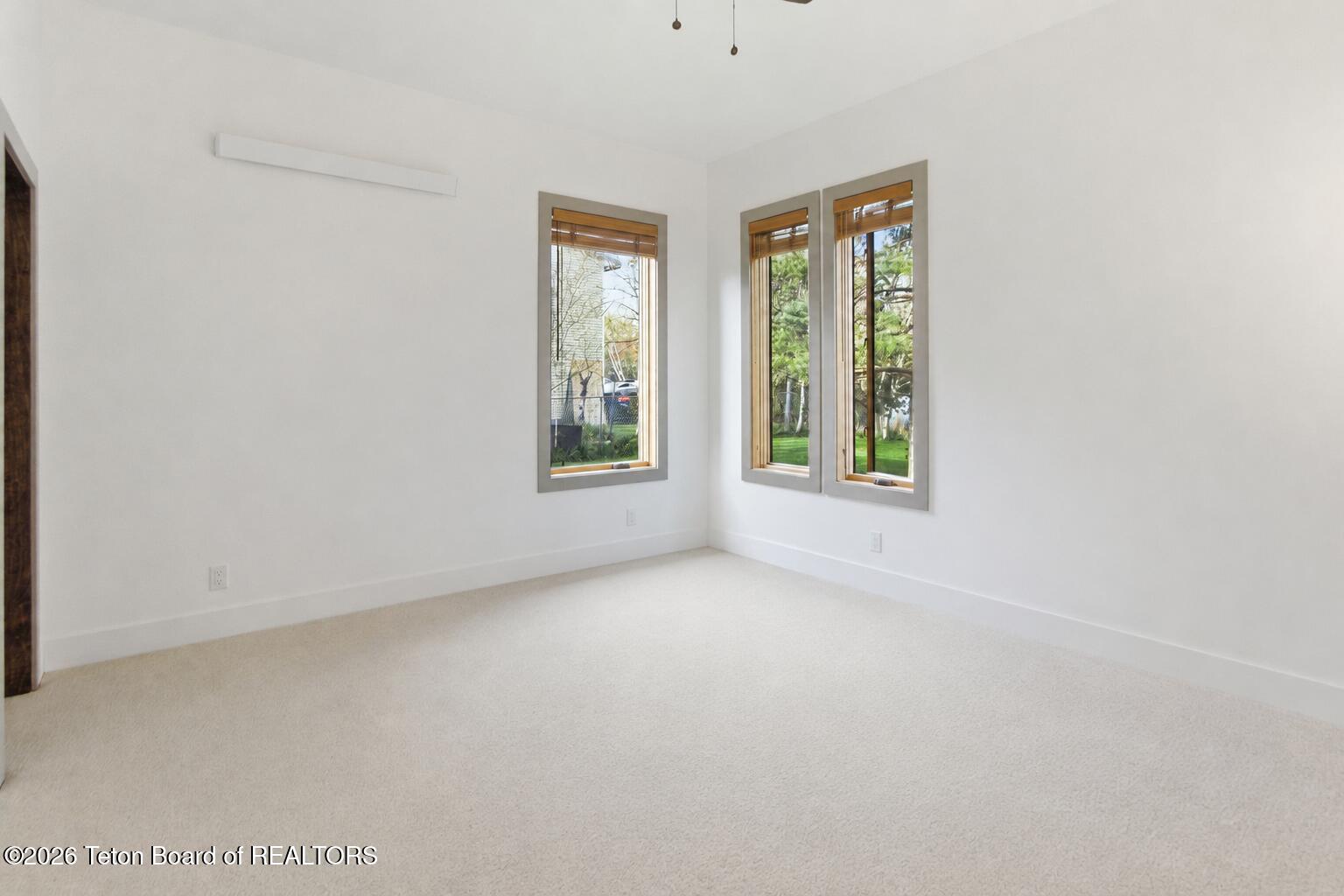 155 E FREMONT Avenue