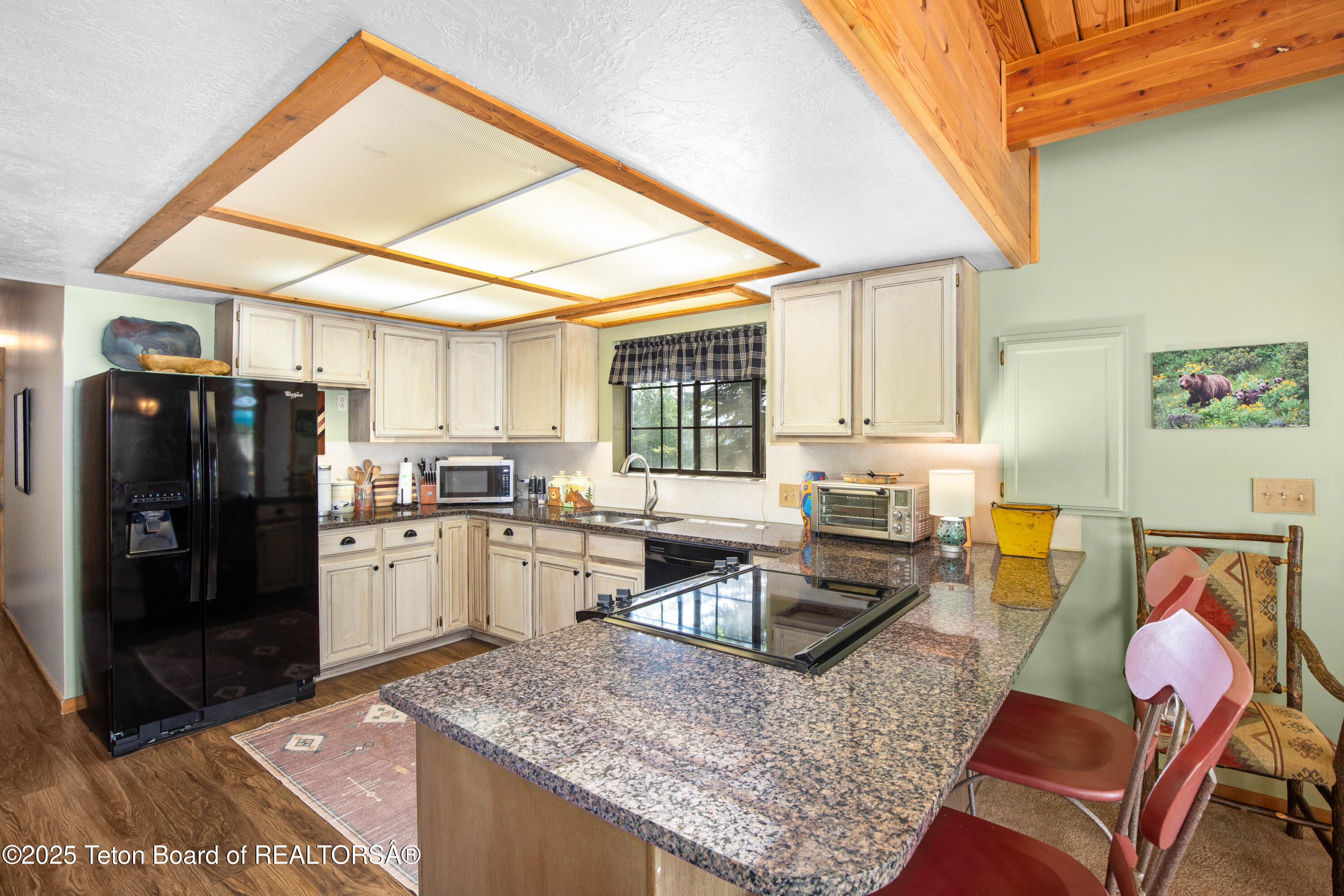 56 E VISTA Drive