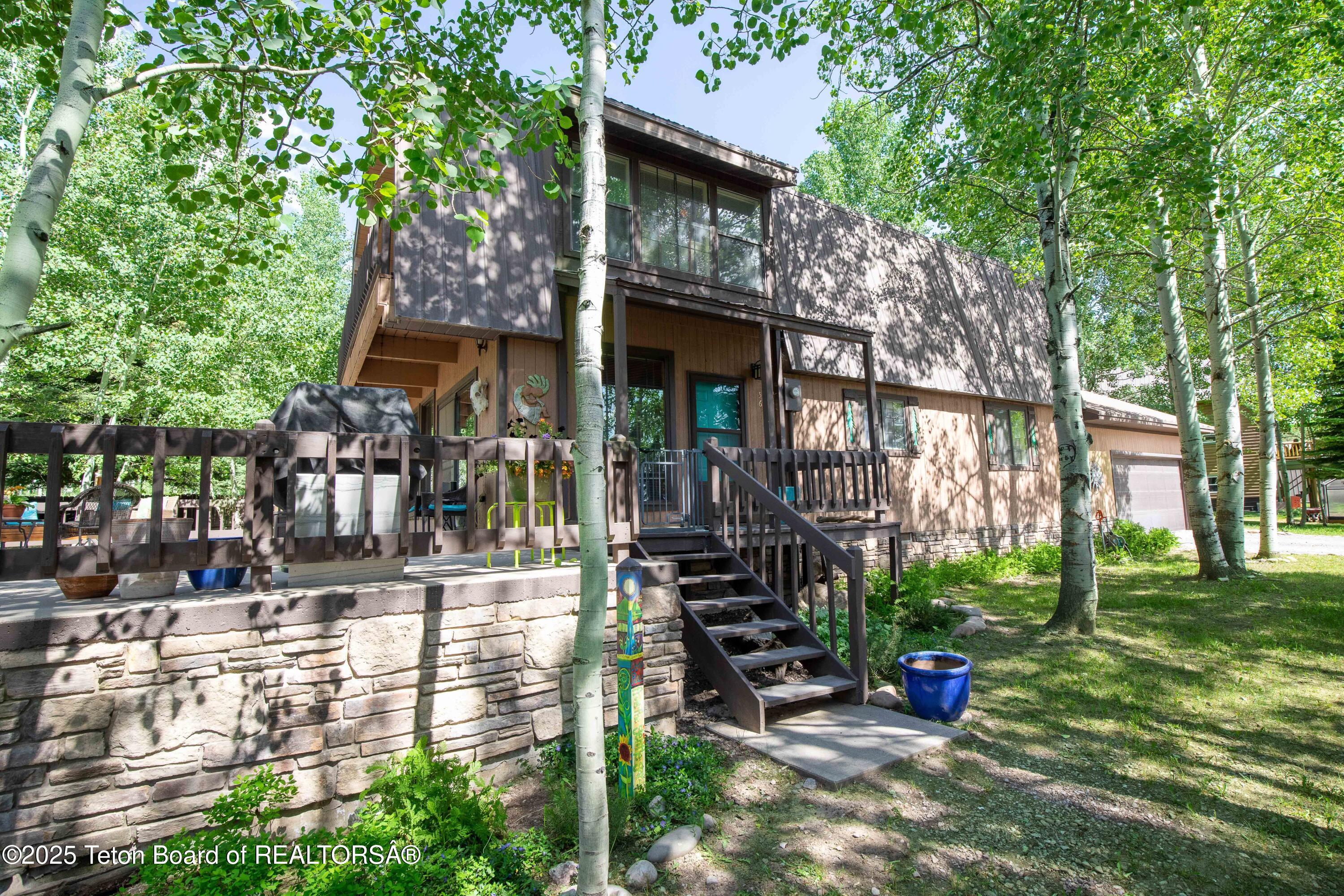 56 E VISTA Drive