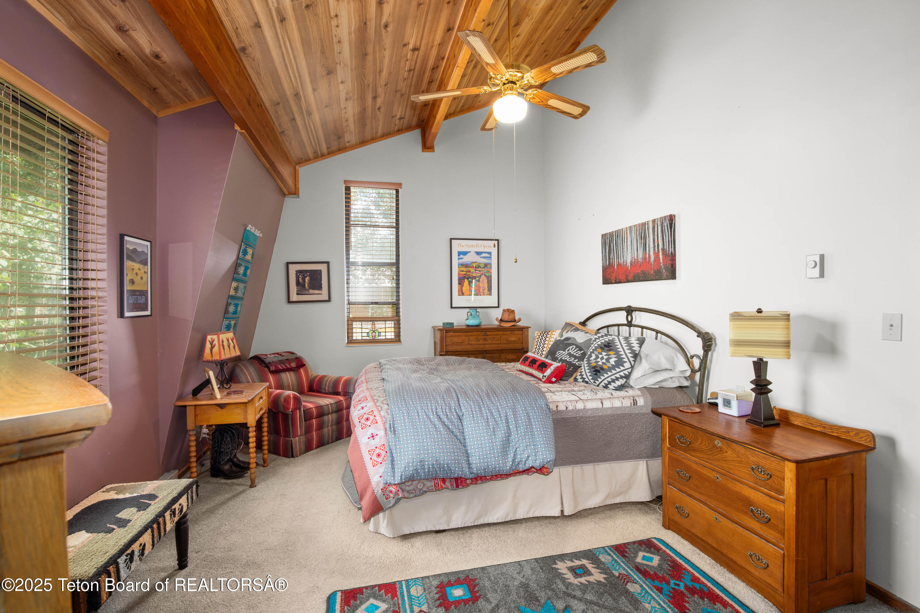 56 E VISTA Drive