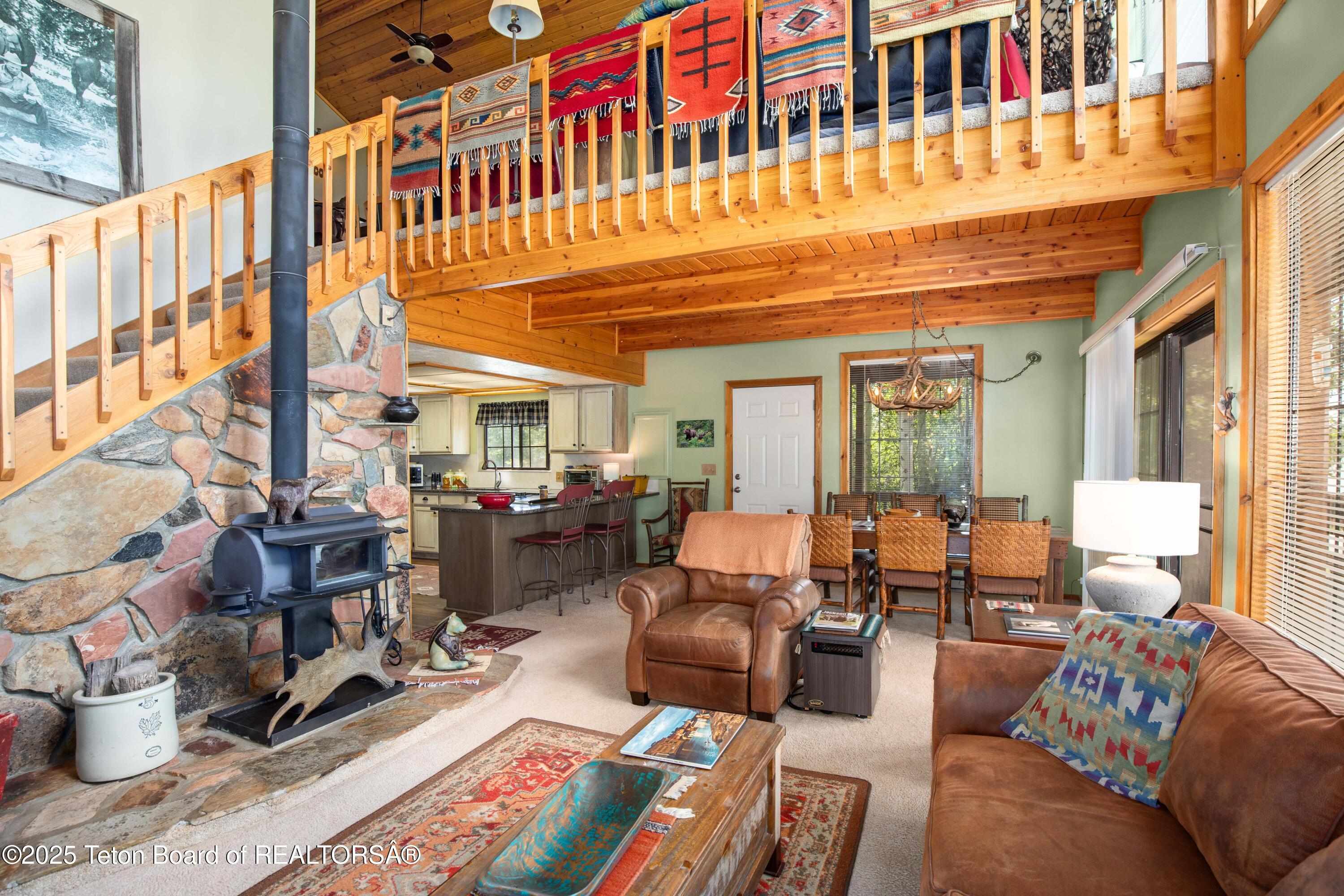 56 E VISTA Drive