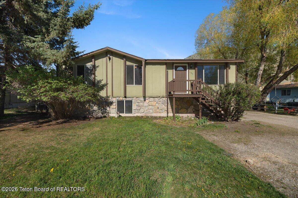 195 CRABTREE Lane