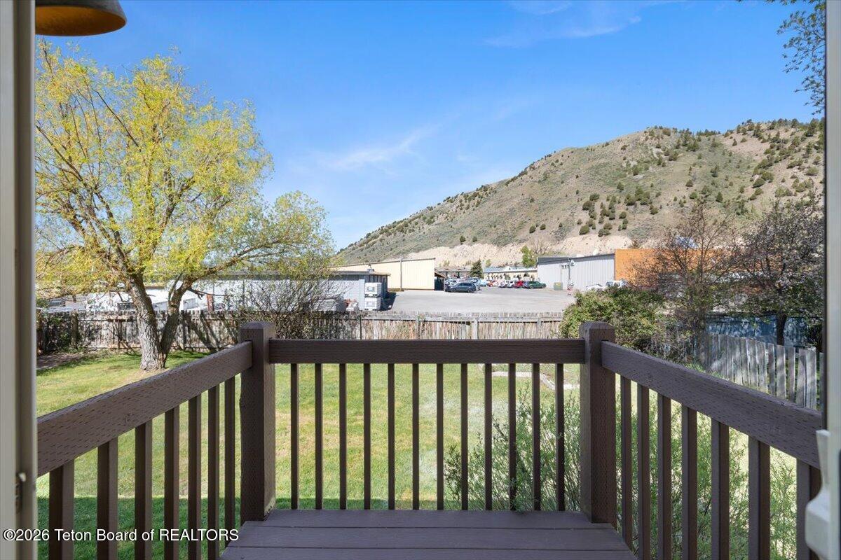 195 CRABTREE Lane