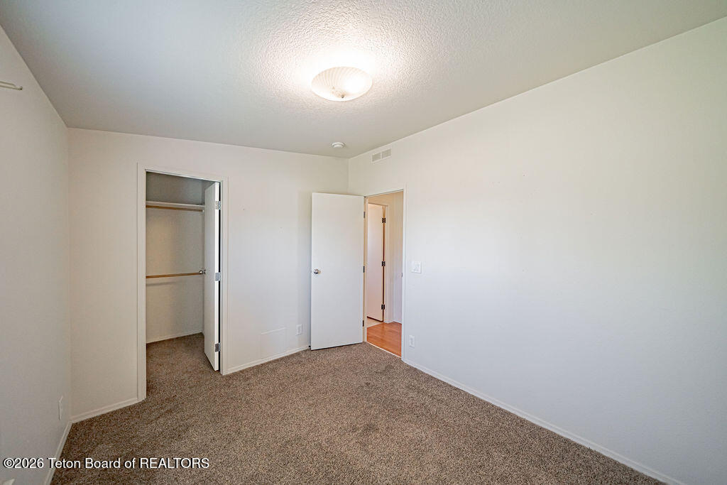 16 JACKALOPE Drive