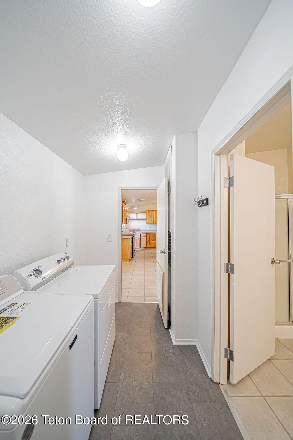 16 JACKALOPE Drive