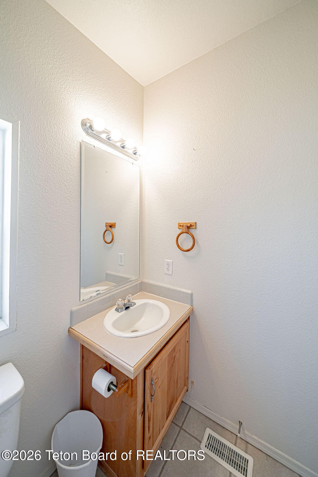 16 JACKALOPE Drive