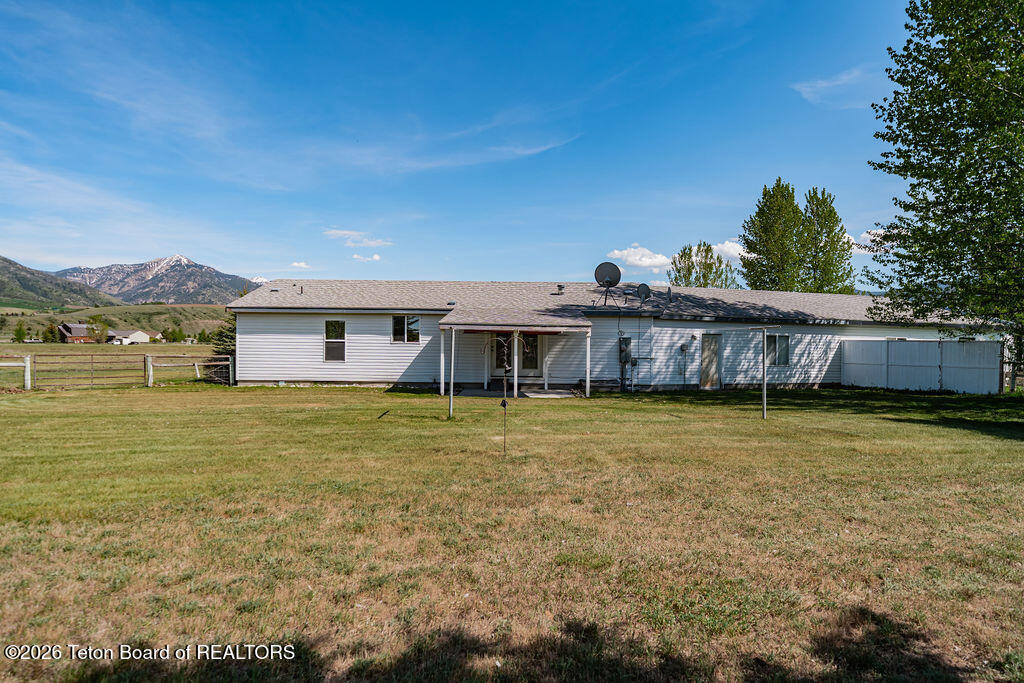 16 JACKALOPE Drive