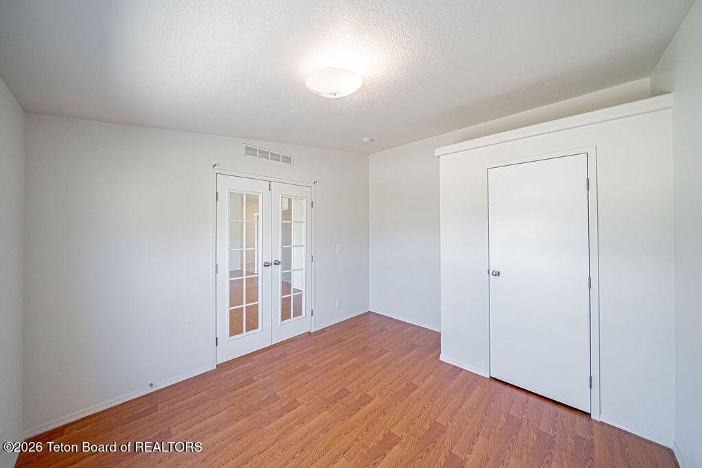16 JACKALOPE Drive
