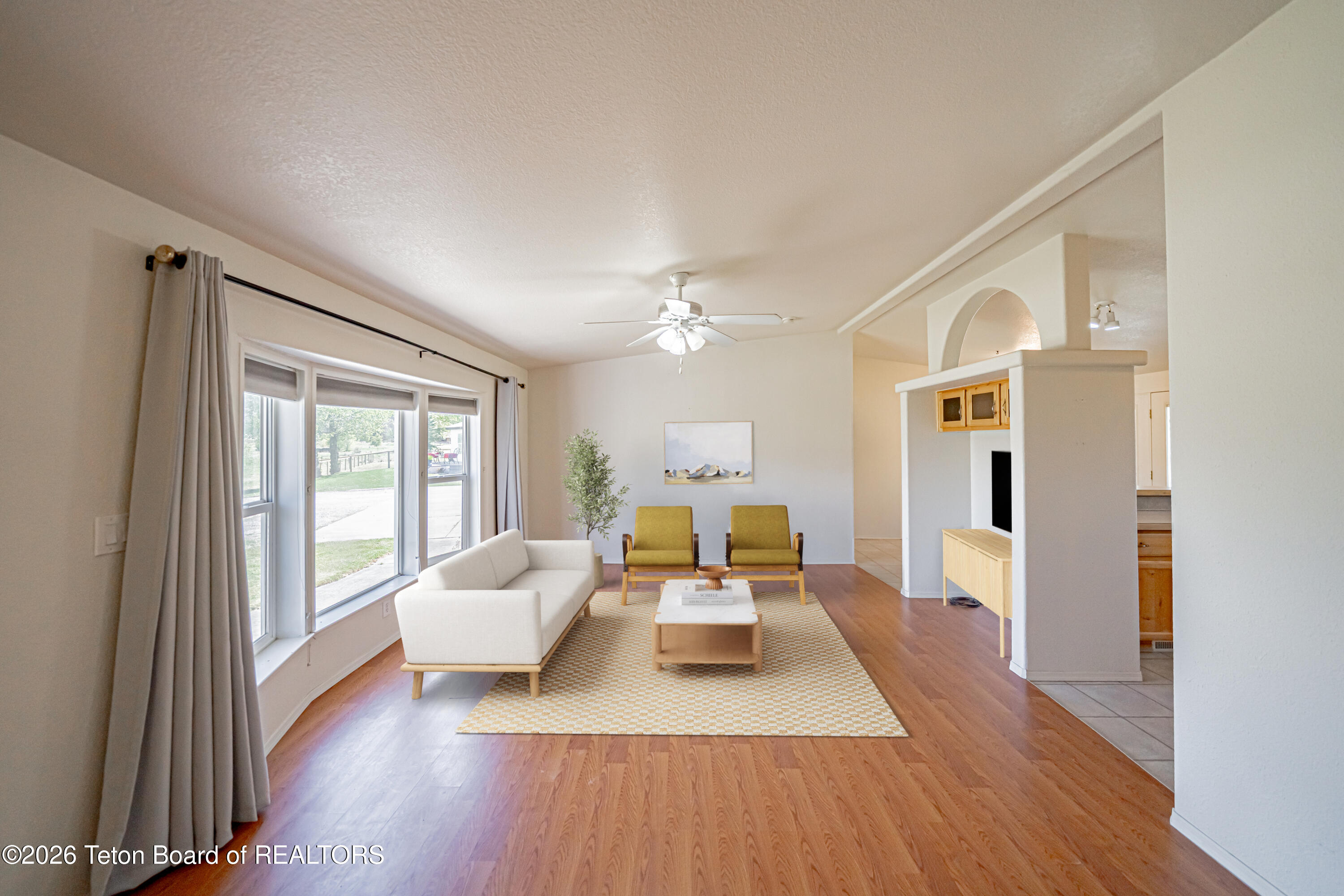 16 JACKALOPE Drive