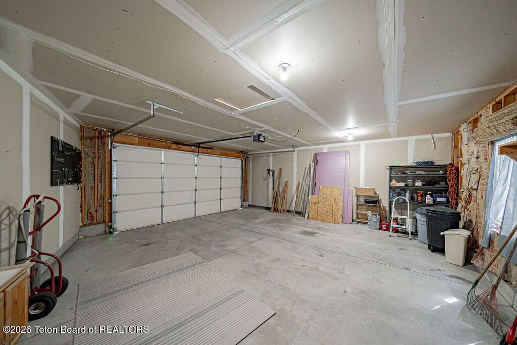 16 JACKALOPE Drive