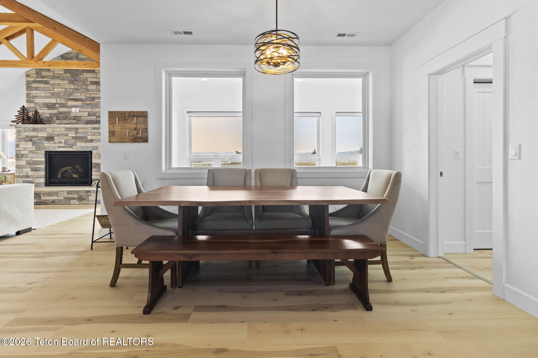 4433 LOS PINOS Drive