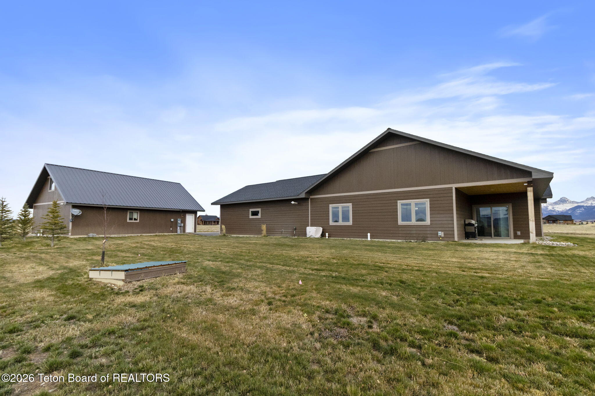 4433 LOS PINOS Drive