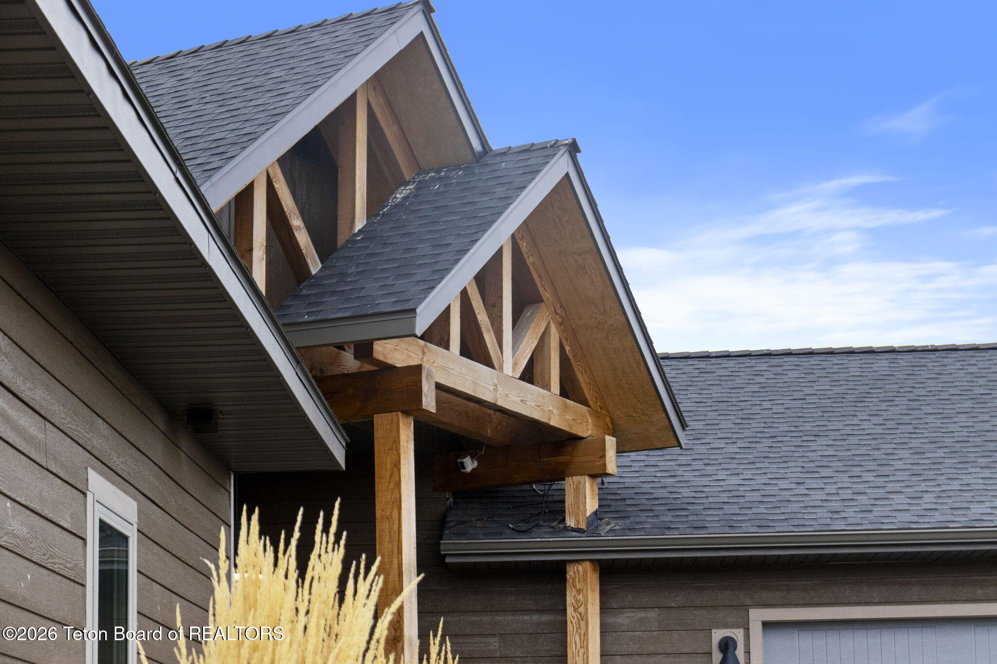 4433 LOS PINOS Drive