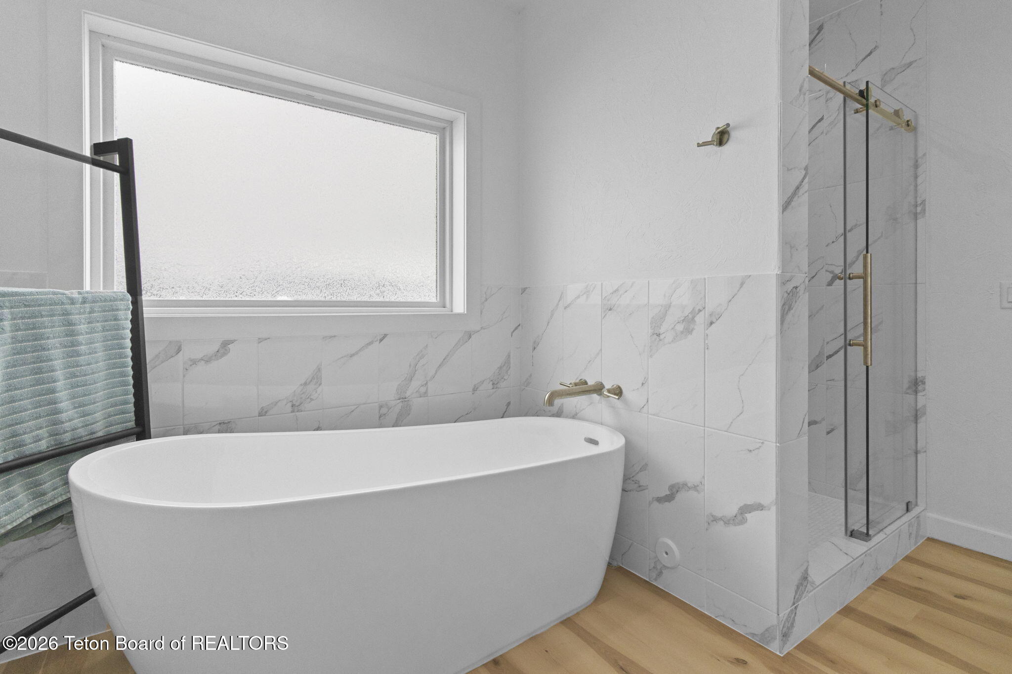 4433 LOS PINOS Drive