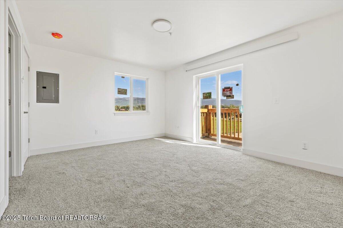 392 CLUBMOSS Lane