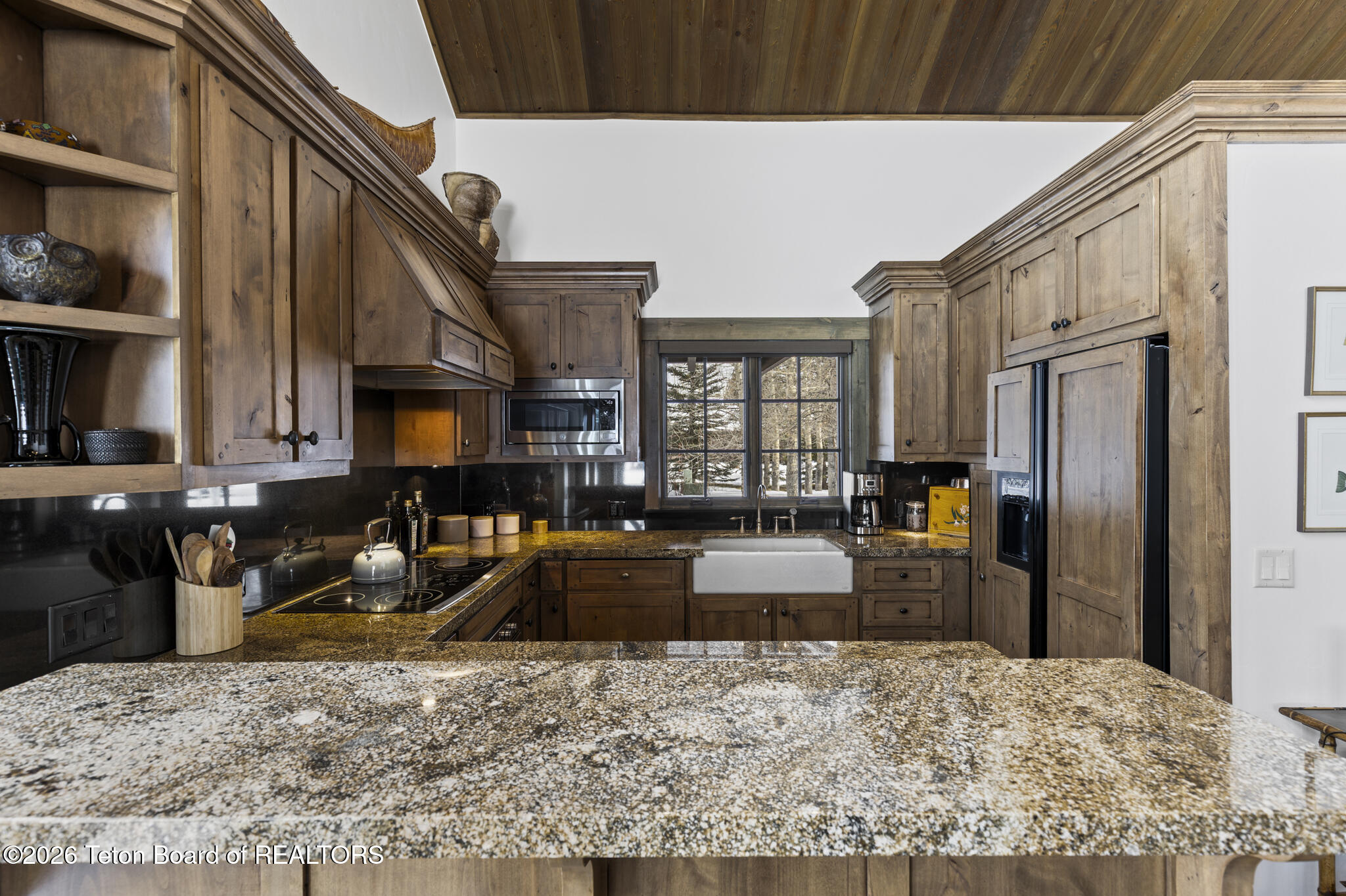 6025 N SILVERBERRY Lane