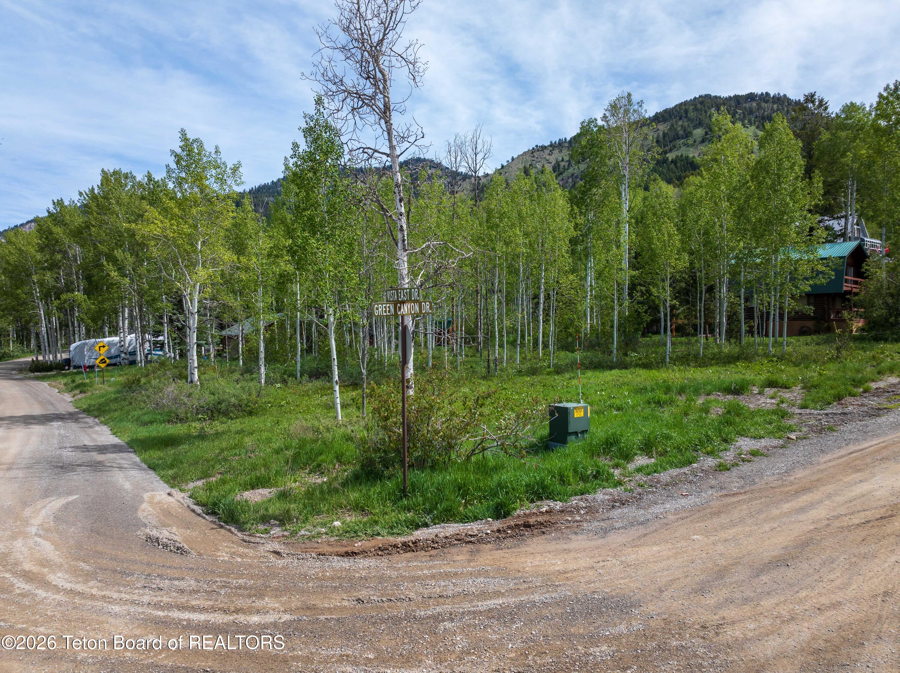 44 GREEN CANYON Drive