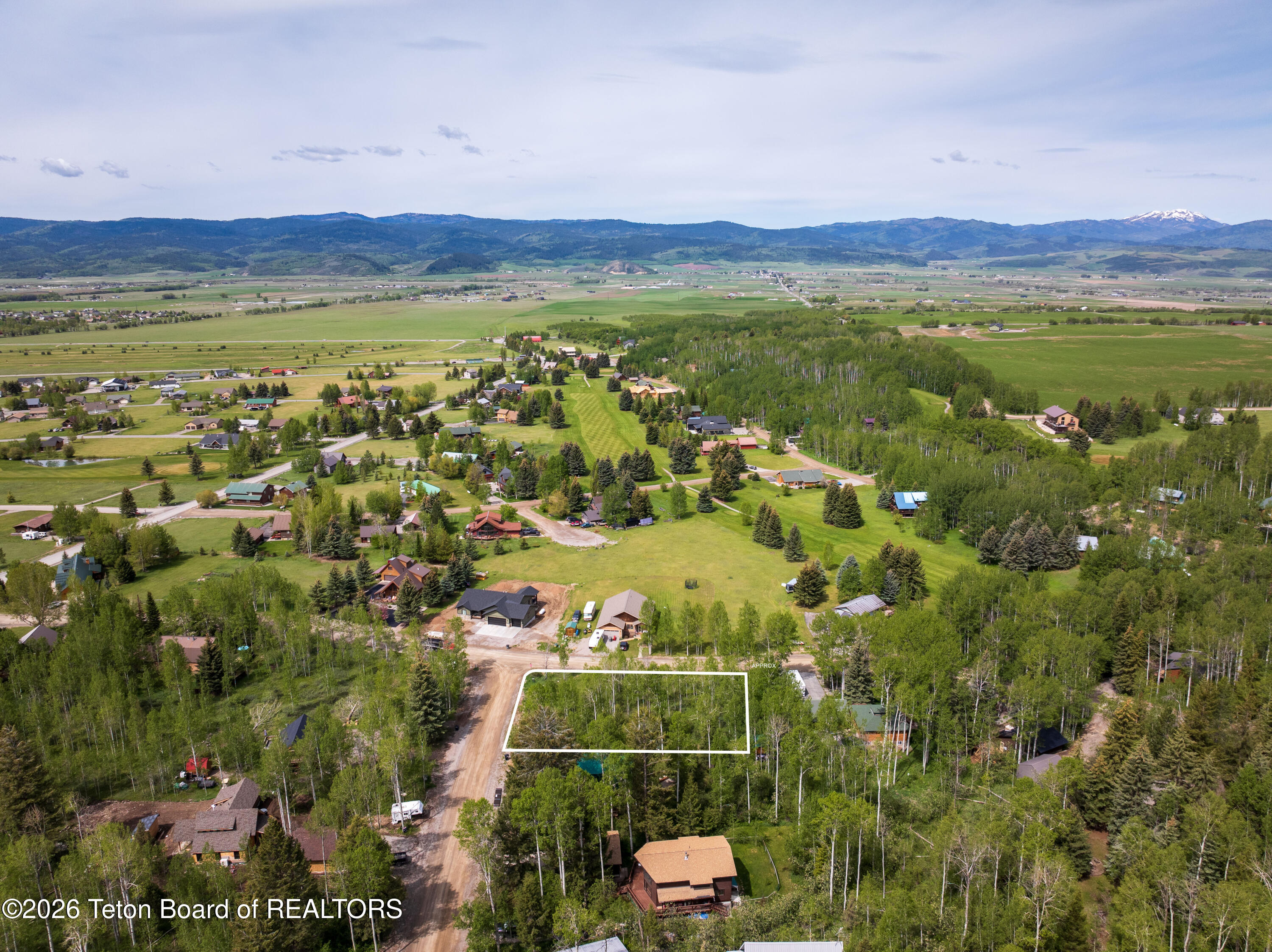44 GREEN CANYON Drive