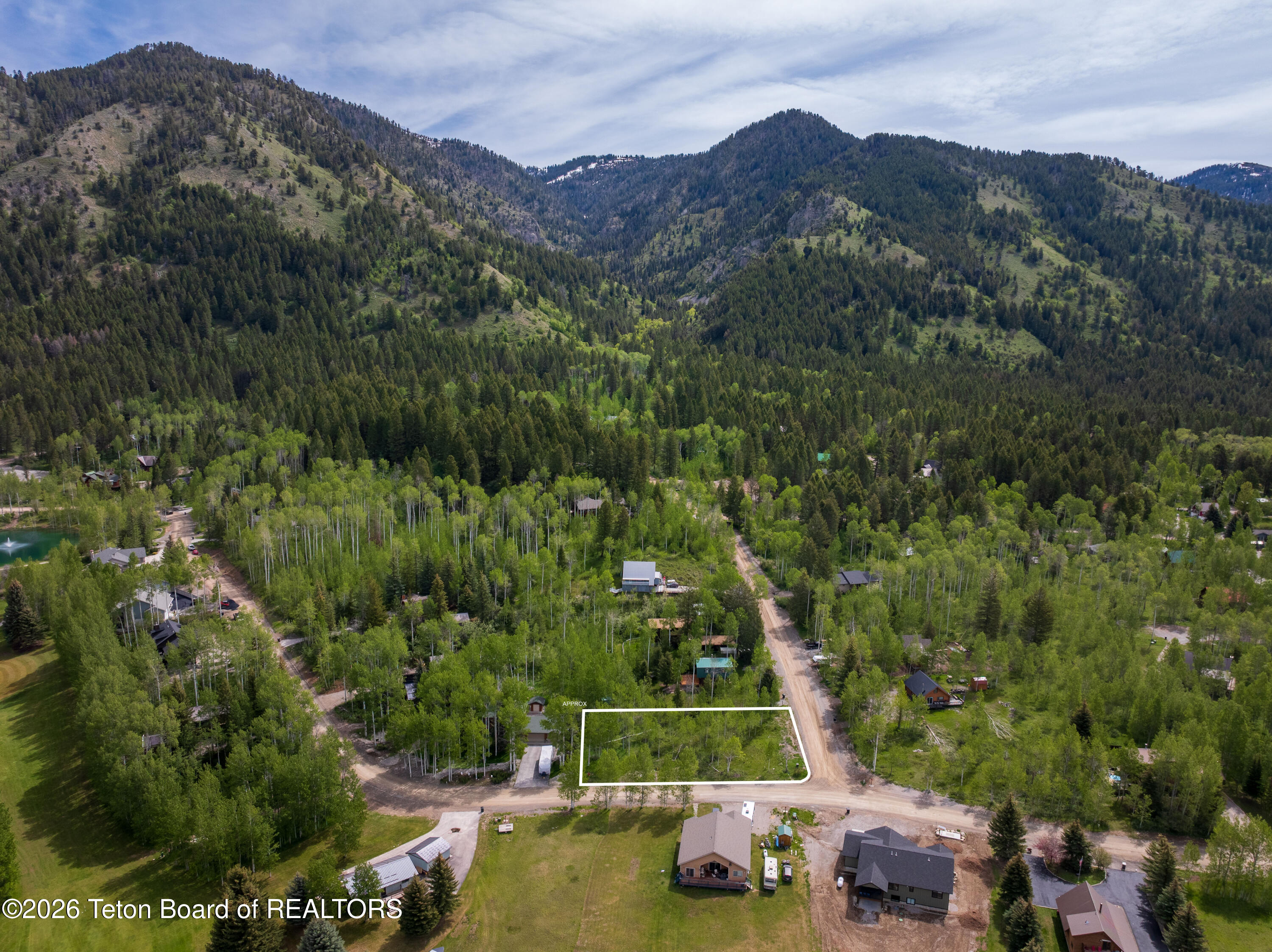 44 GREEN CANYON Drive